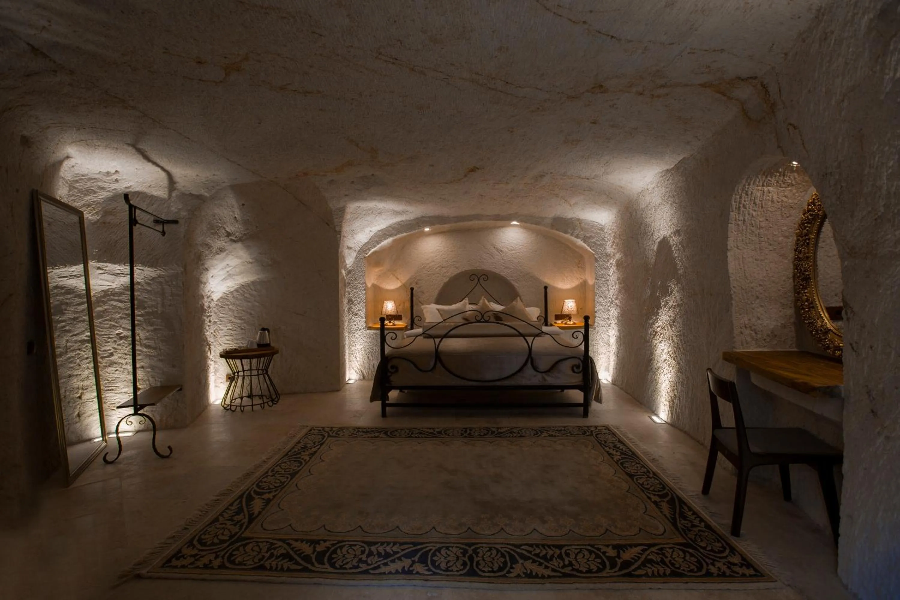 Deluxe Double Room in Asuwari Suites Cappadocia