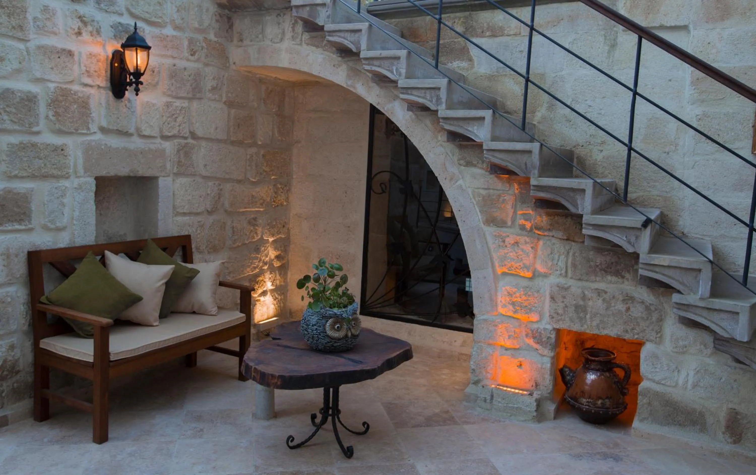 Seating area in Asuwari Suites Cappadocia