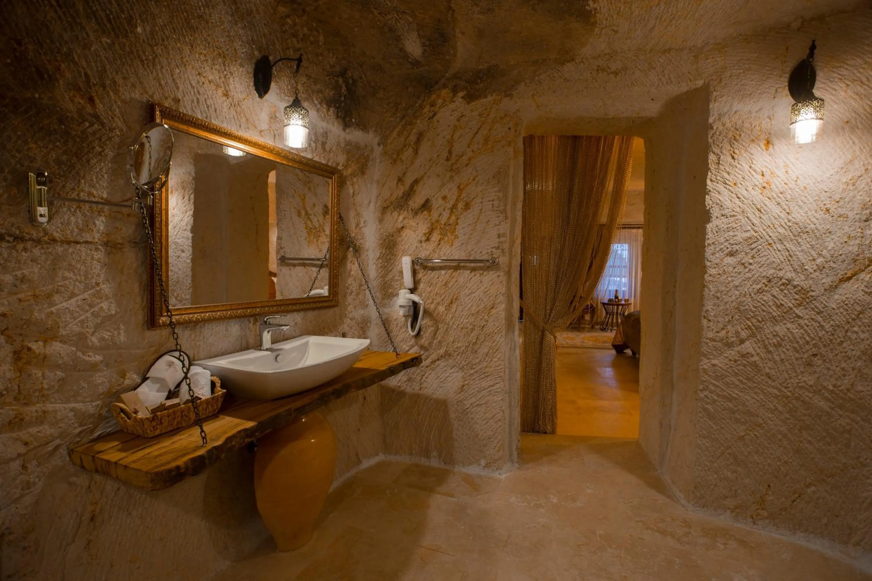 Bathroom in Asuwari Suites Cappadocia