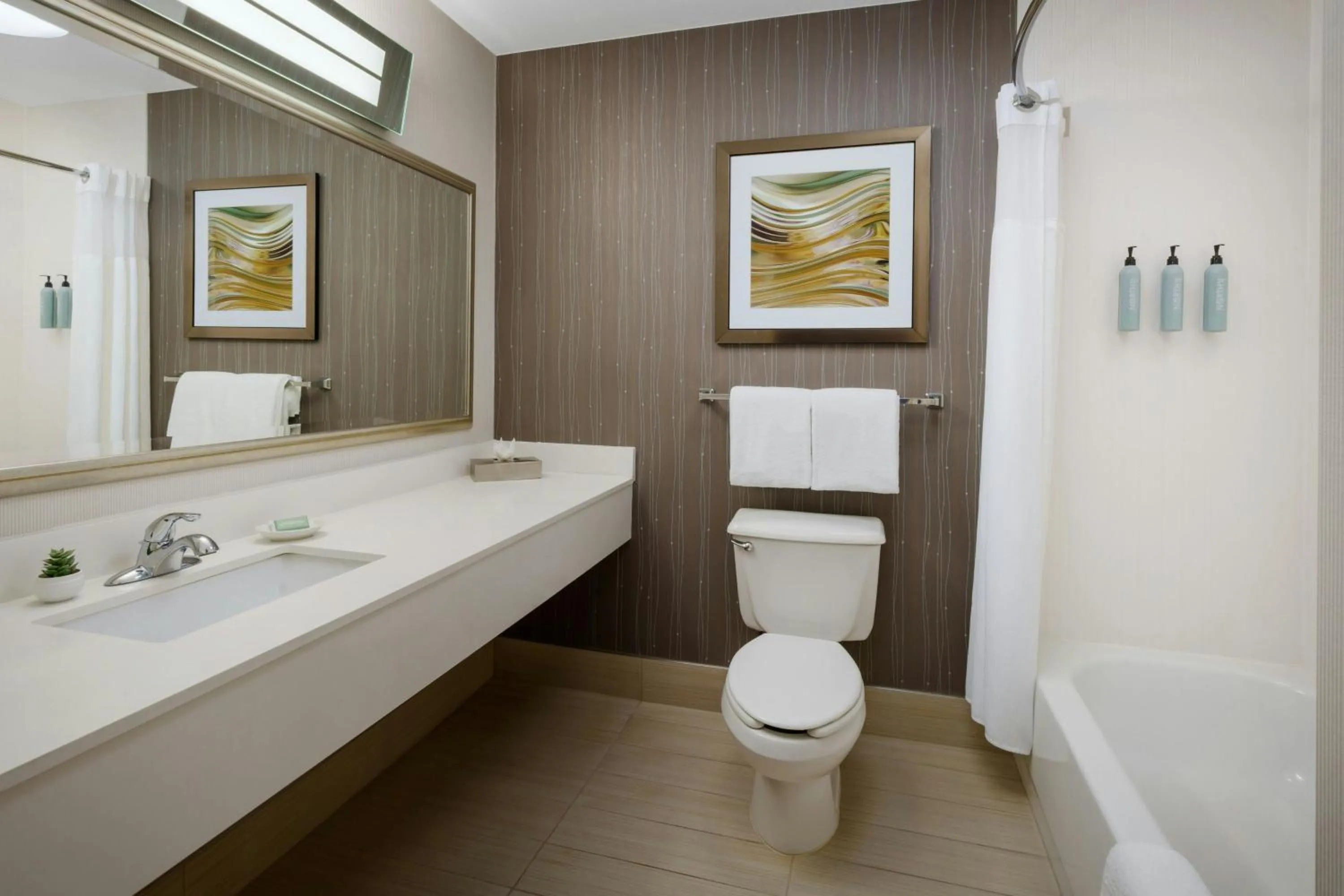 Bathroom in Courtyard by Marriott Palmdale