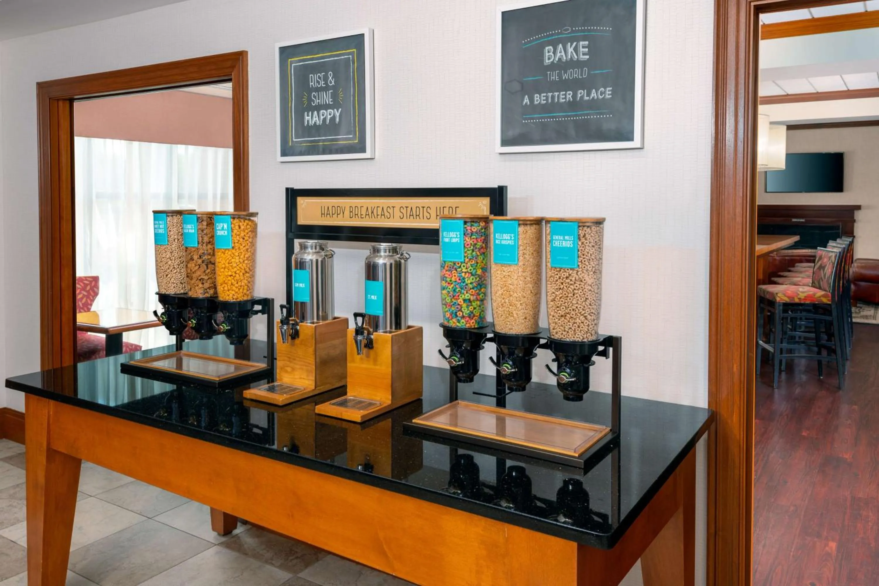 Breakfast in Hampton Inn Springfield South Enfield