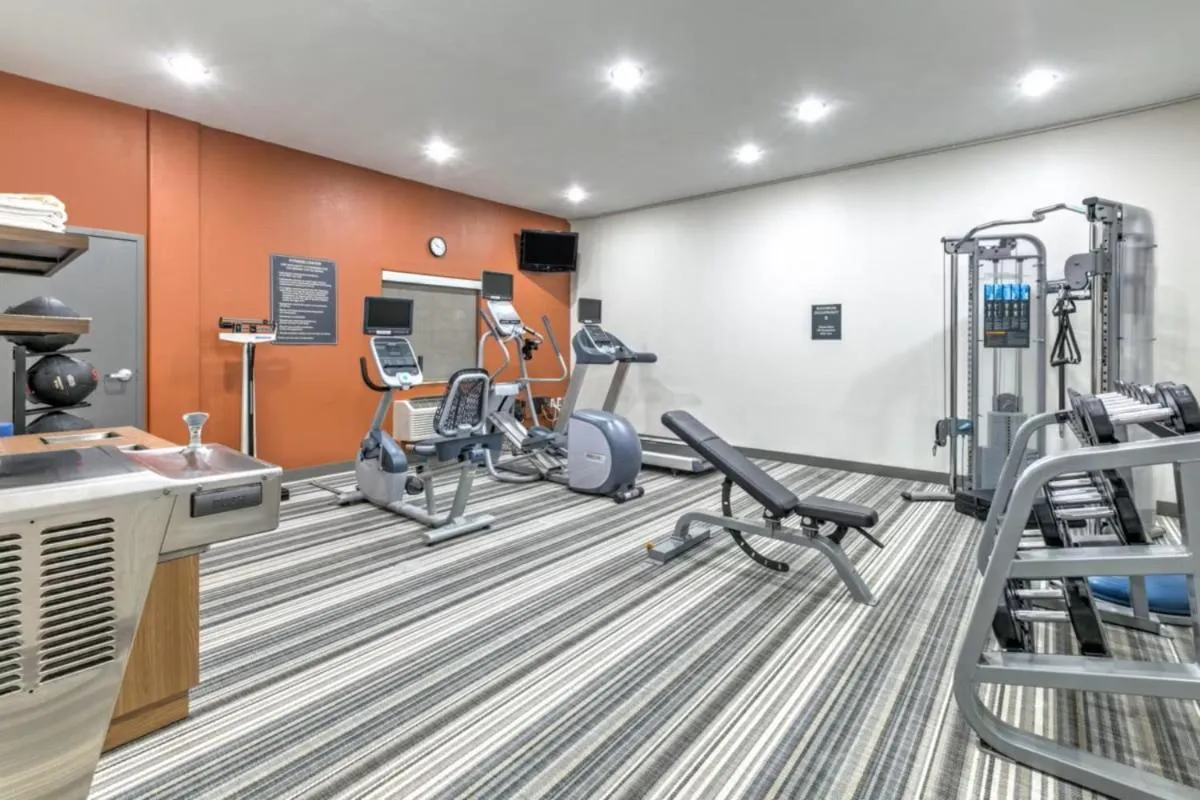 Fitness centre/facilities in Candlewood Suites Lake Jackson by IHG