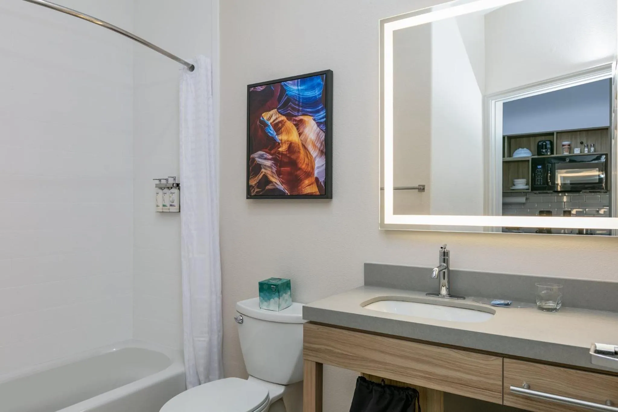 Bathroom in Candlewood Suites Lake Jackson by IHG