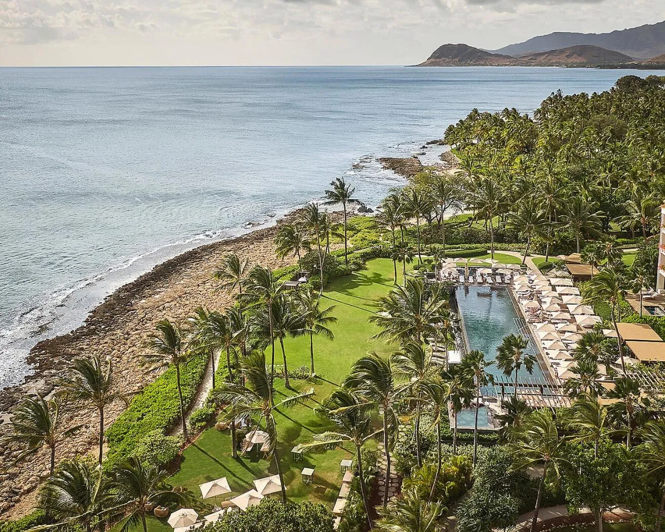 Swimming pool in Four Seasons Resort Oahu at Ko Olina