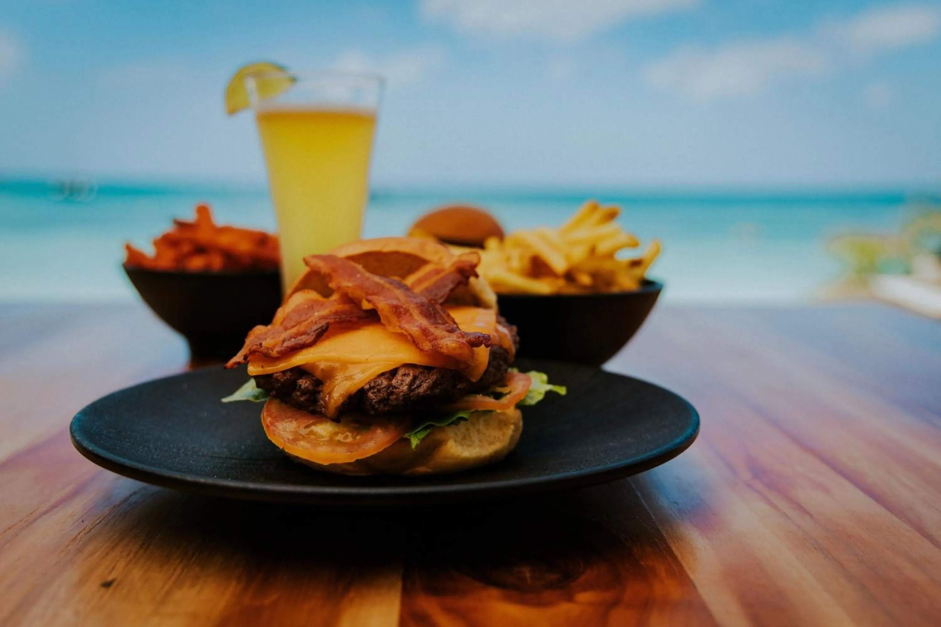 Lounge or bar in Aruba Marriott Resort & Stellaris Casino