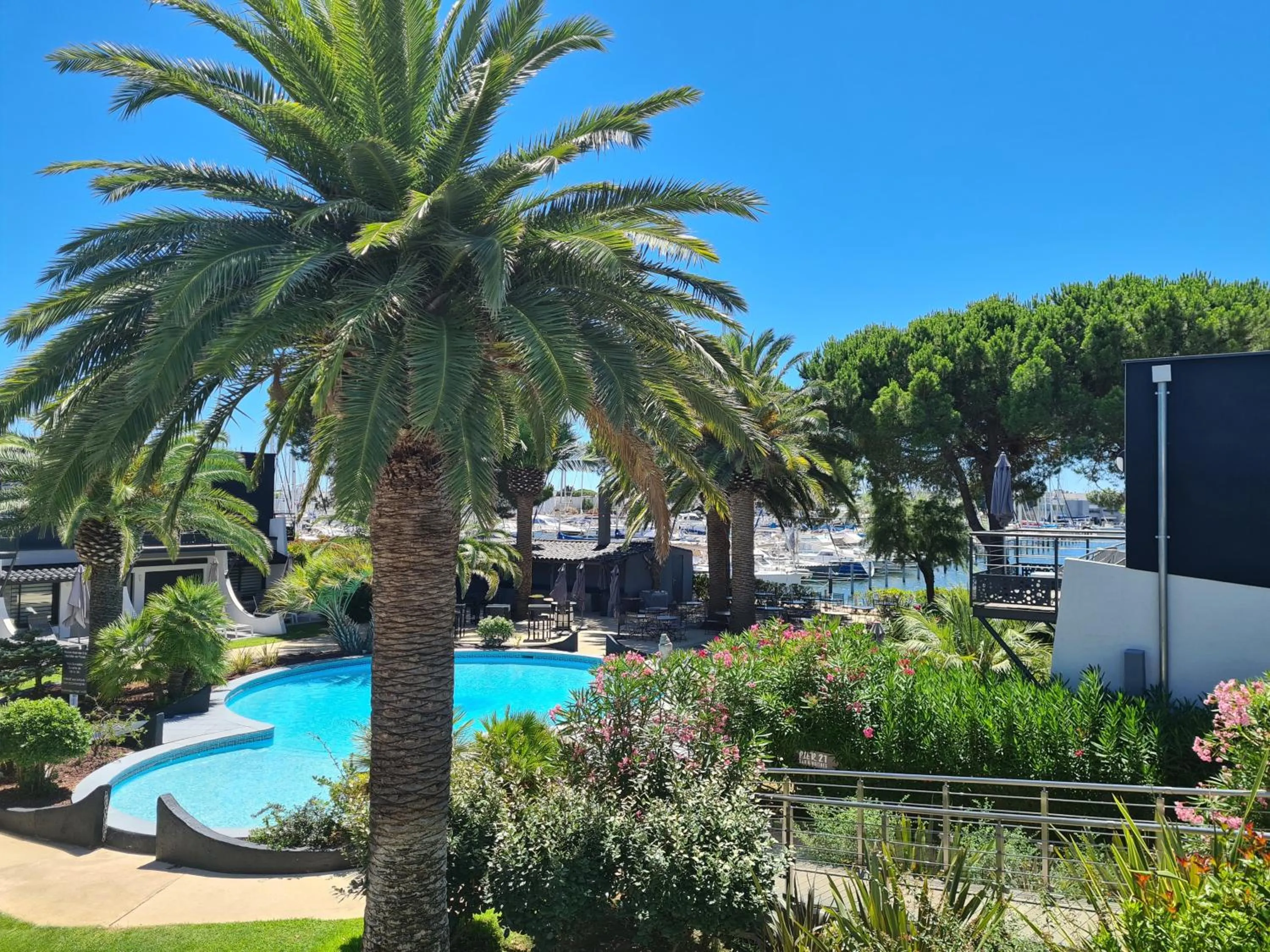 Property building in Le Spinaker