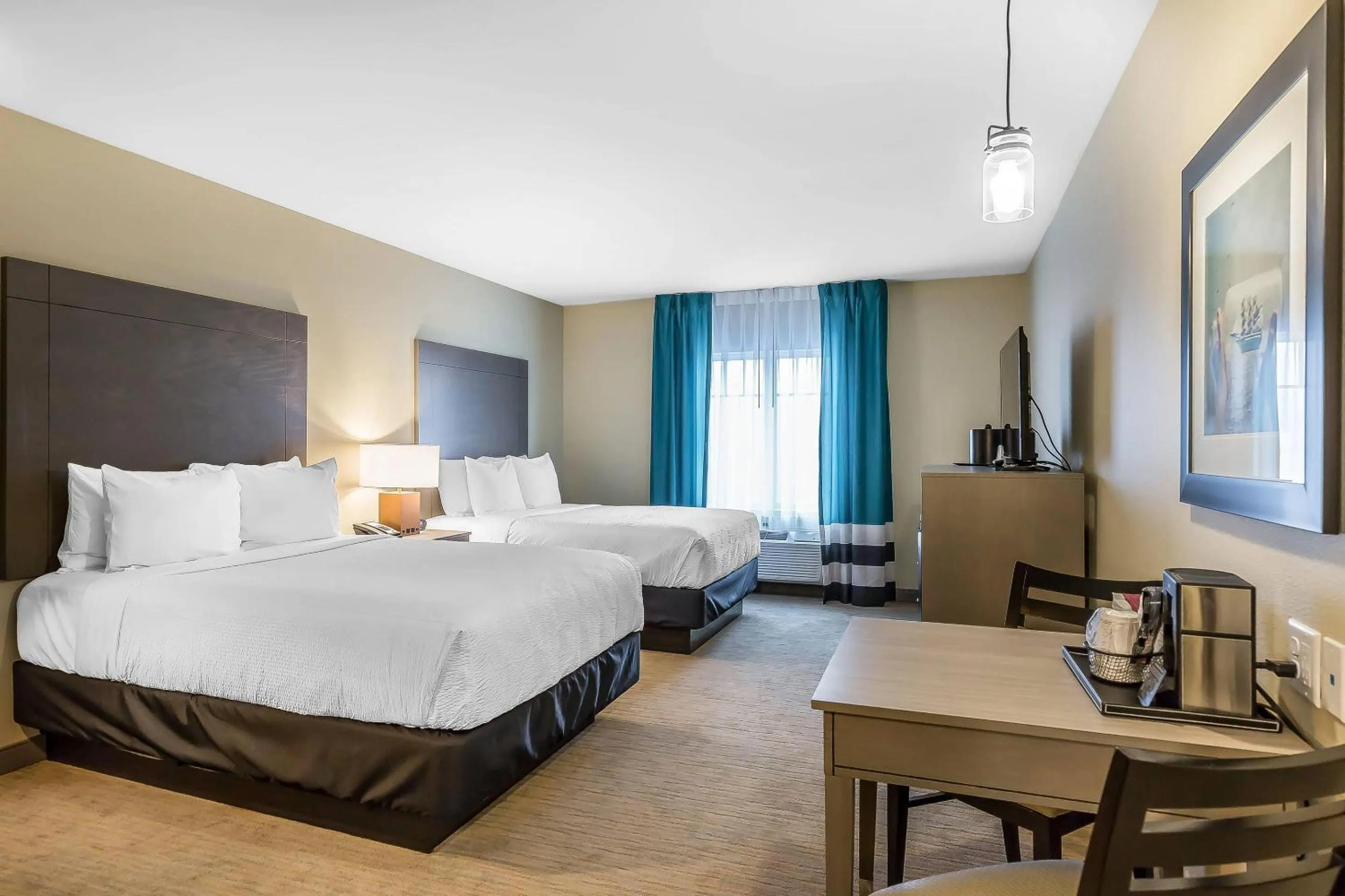 Bedroom, Bed in Marina Bay Hotel & Suites, an Ascend Collection Hotel