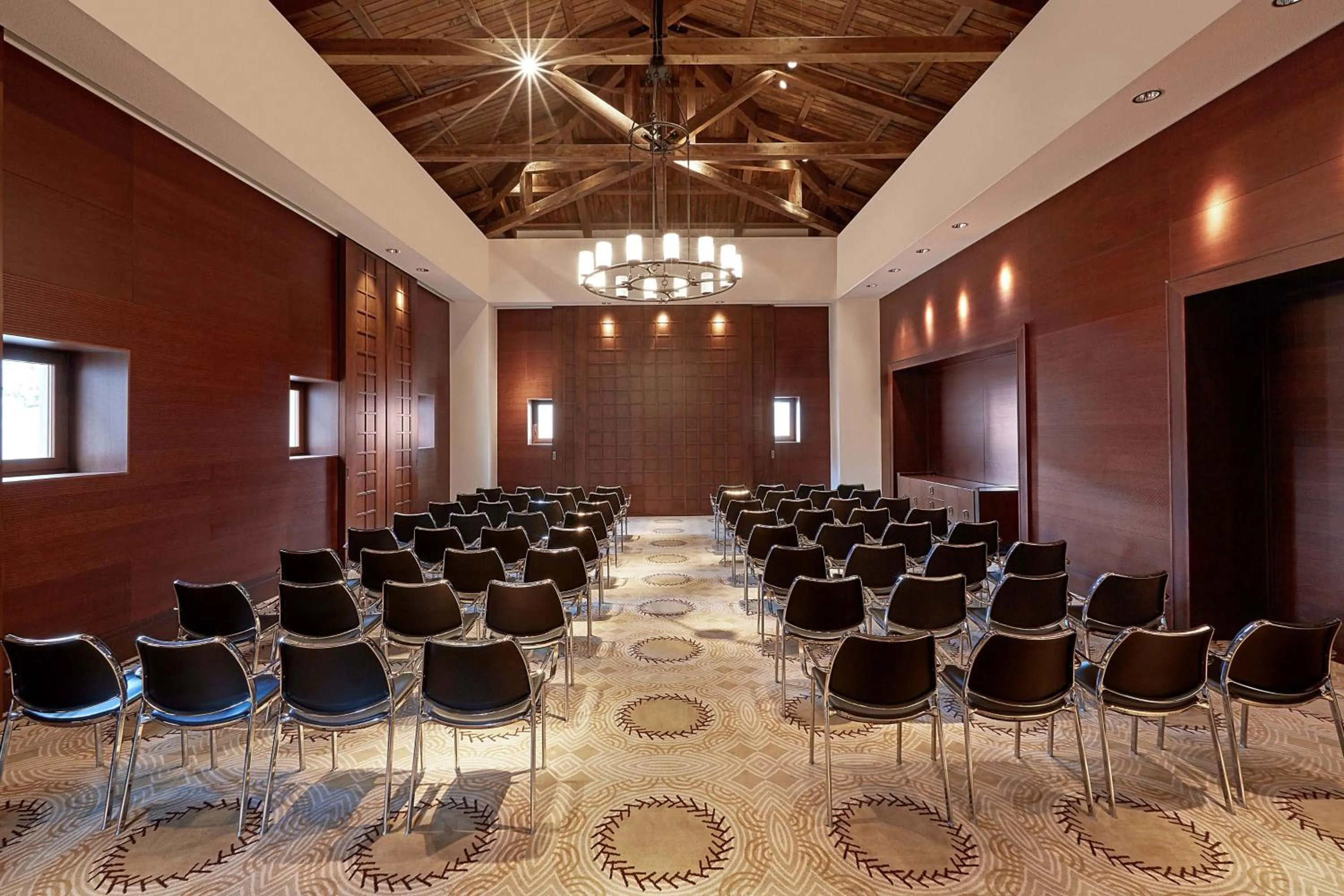 Meeting/conference room in The Romanos, a Luxury Collection Resort, Costa Navarino