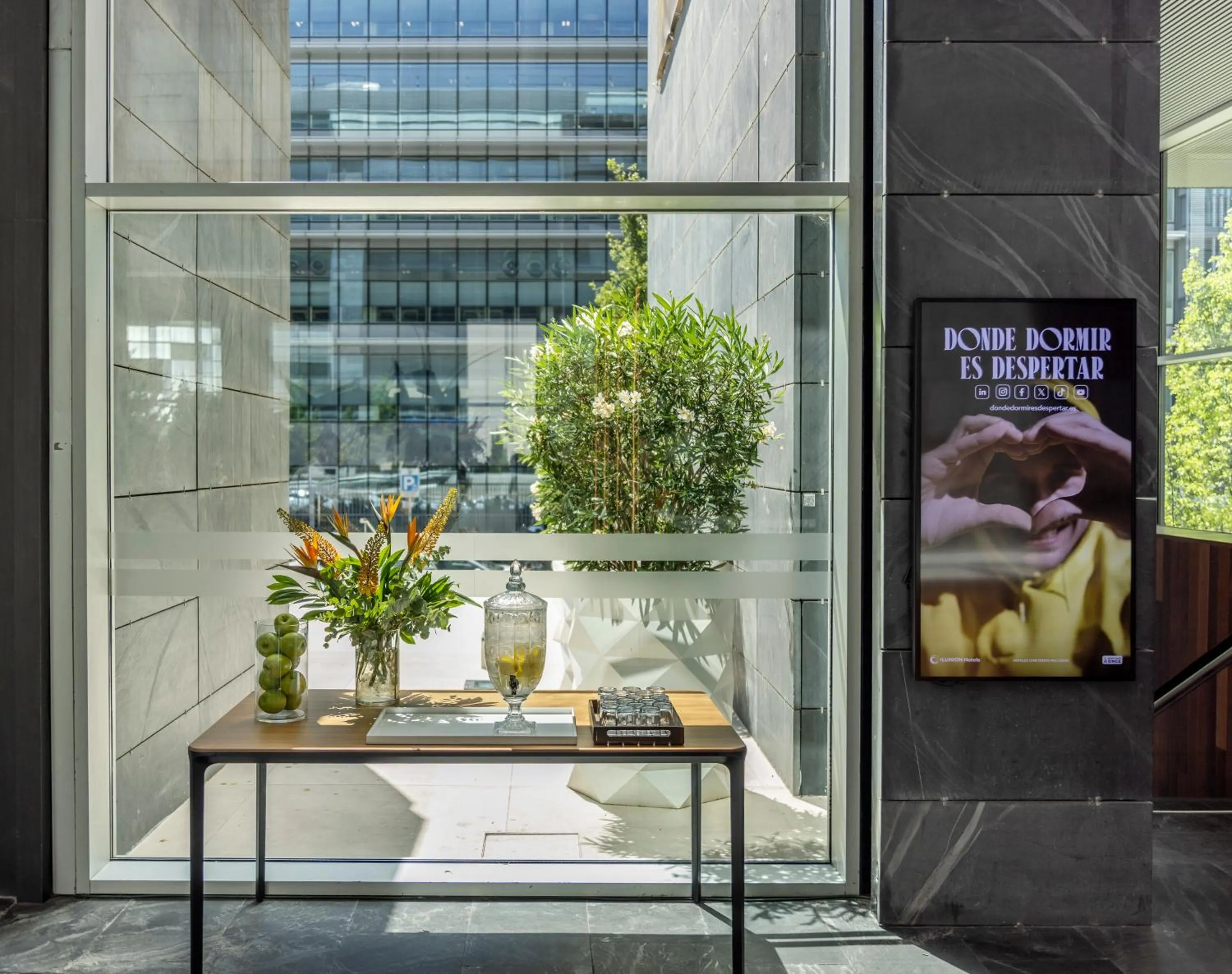 Street view in Ilunion Atrium