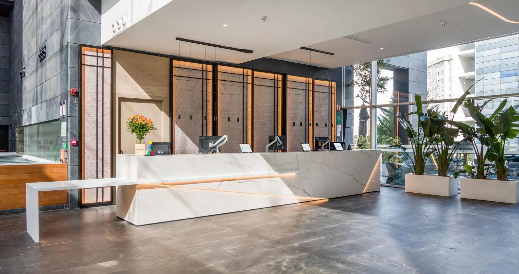 Lobby or reception in Ilunion Atrium