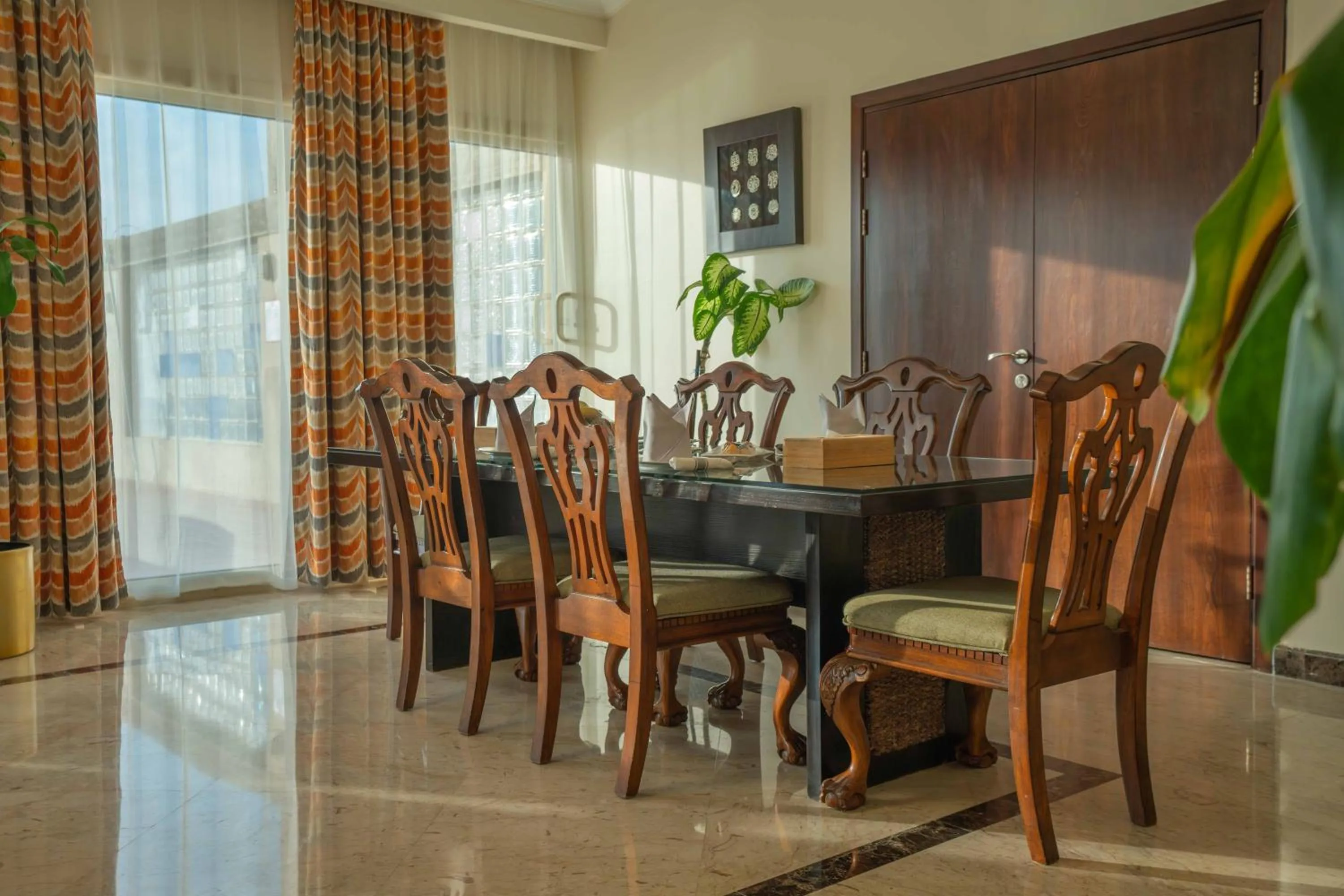 Dining area in Al Nawras Island Resort