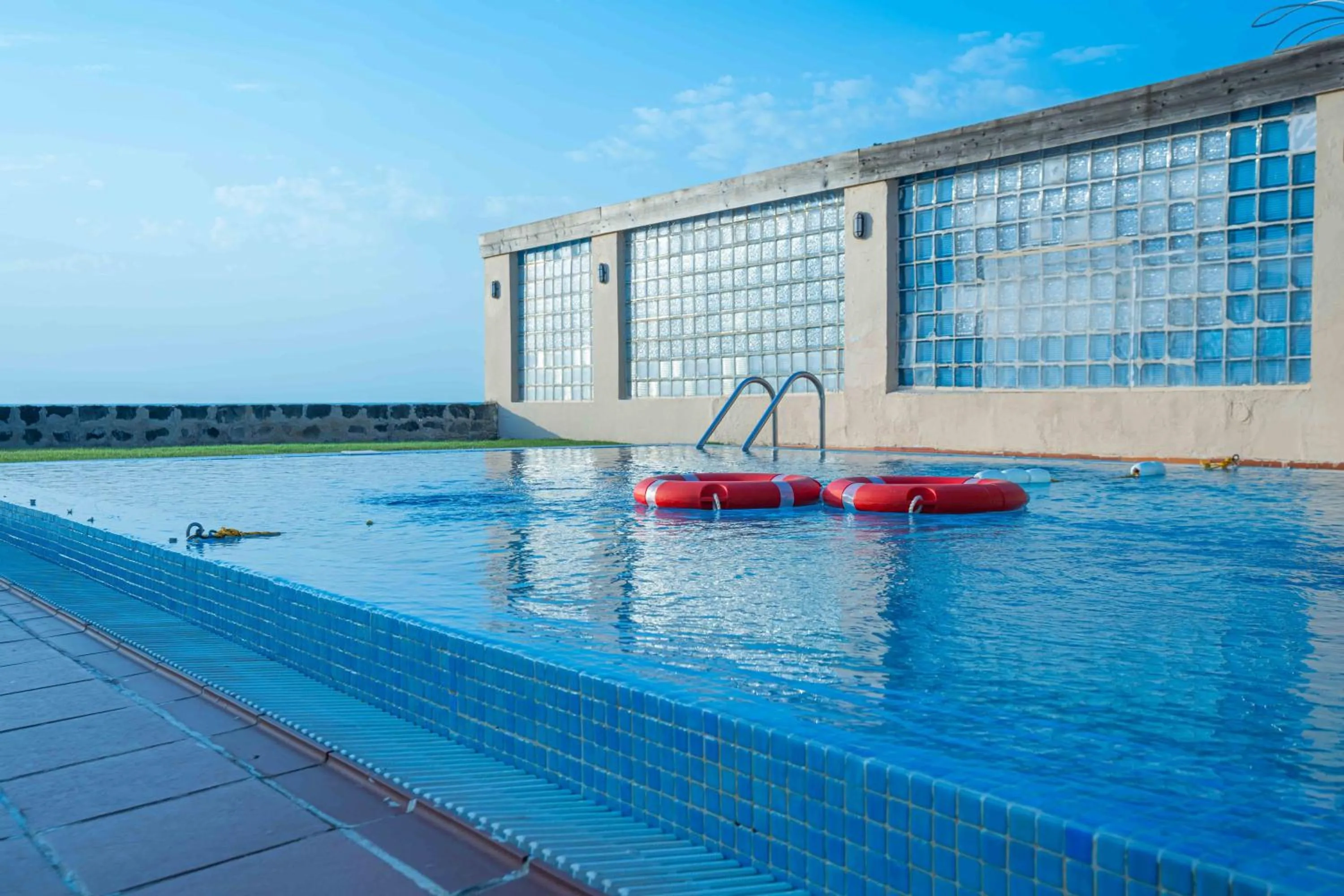 Pool view in Al Nawras Island Resort