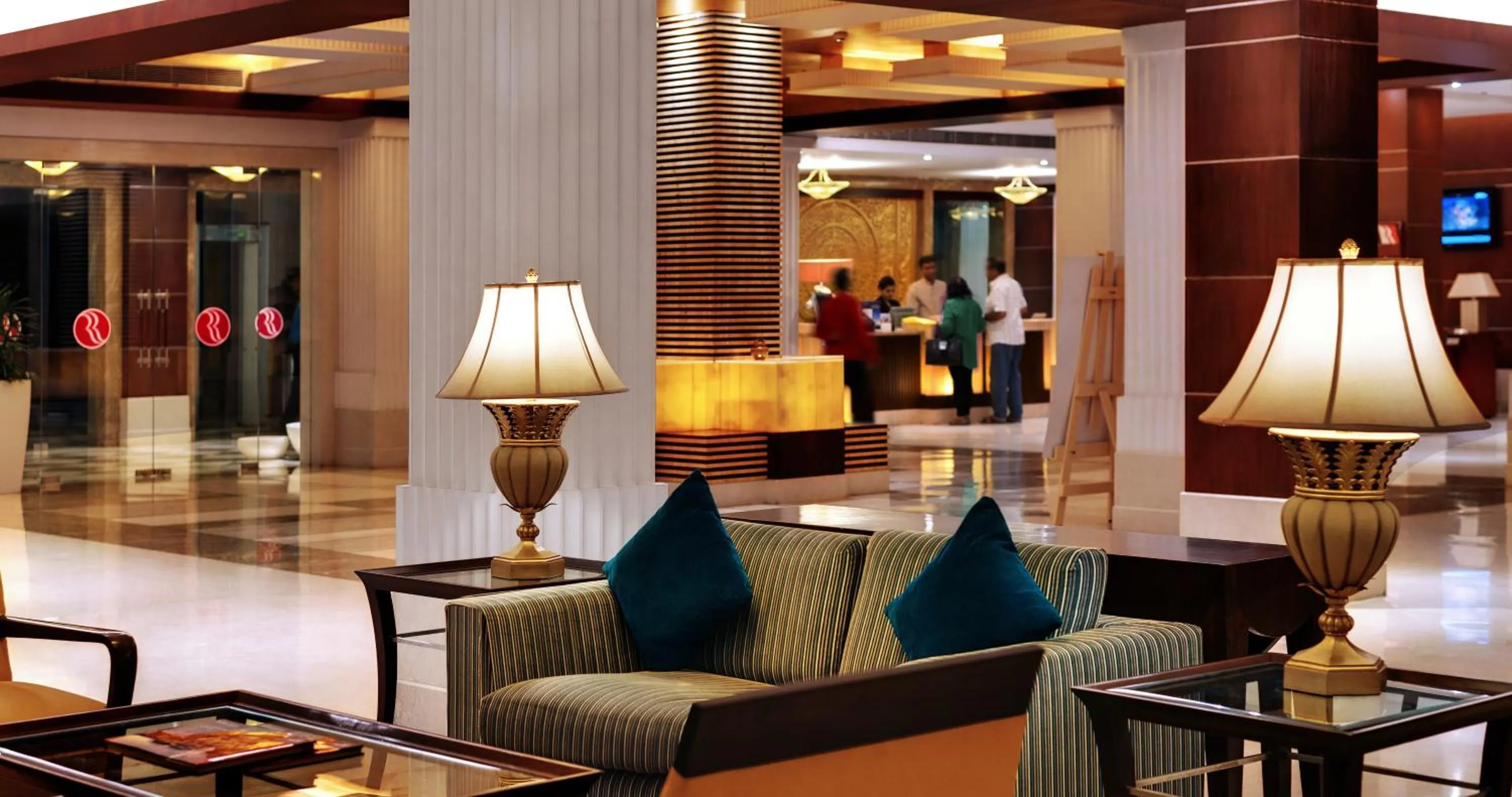 Lobby or reception in Ramada Plaza by Wyndham JHV Varanasi