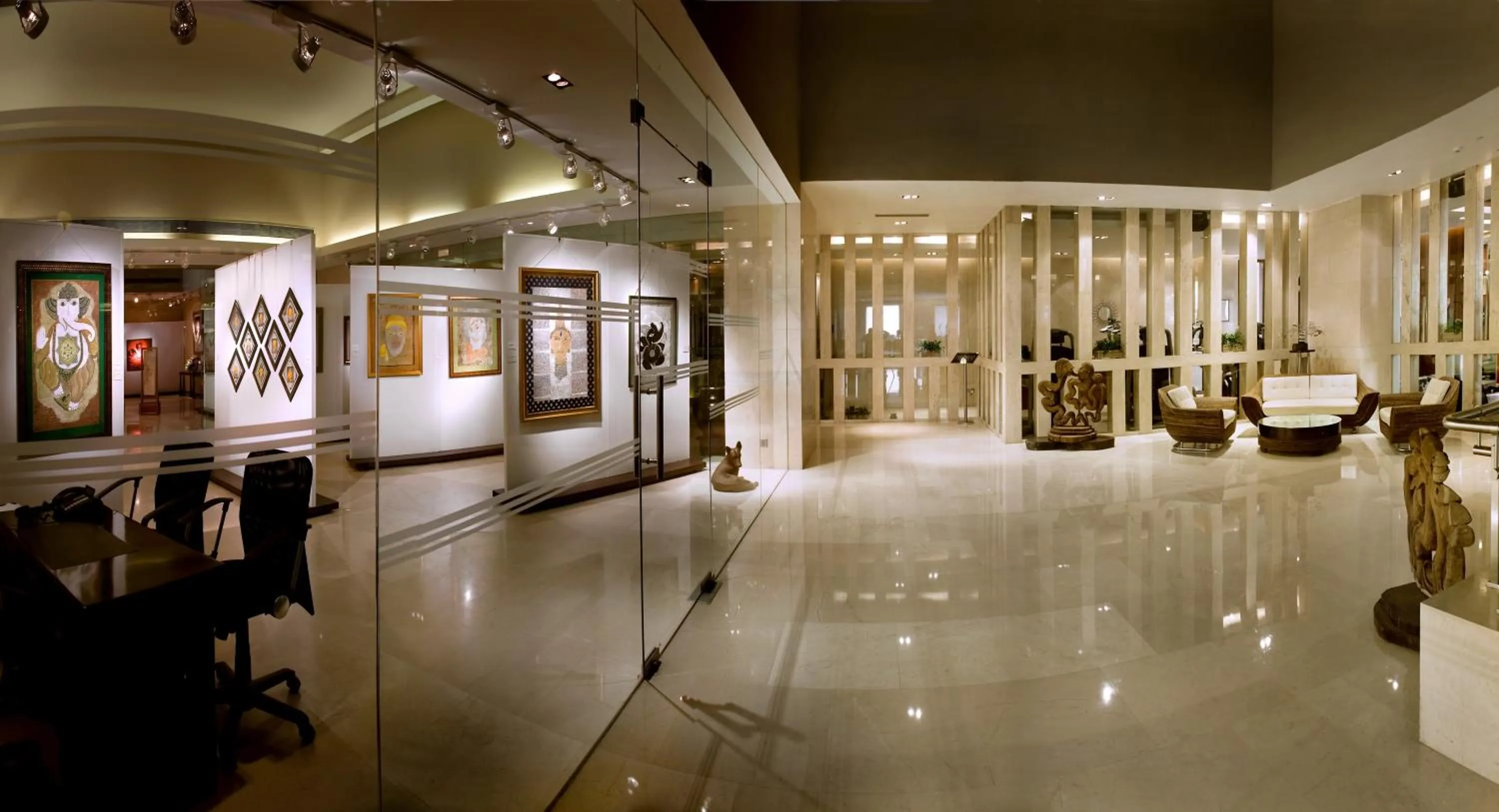 Library in The LaLiT New Delhi