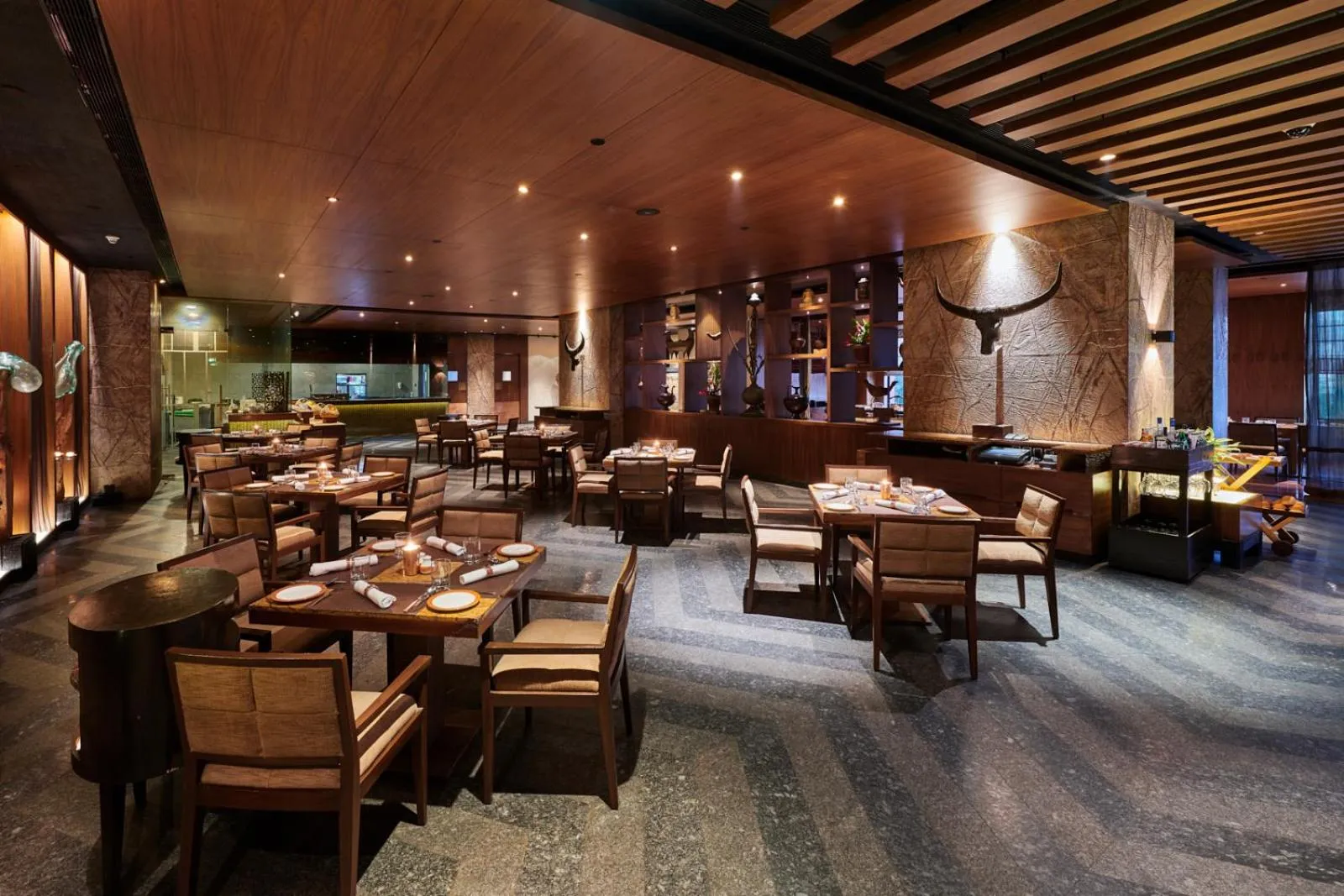 Restaurant/places to eat in The LaLiT New Delhi