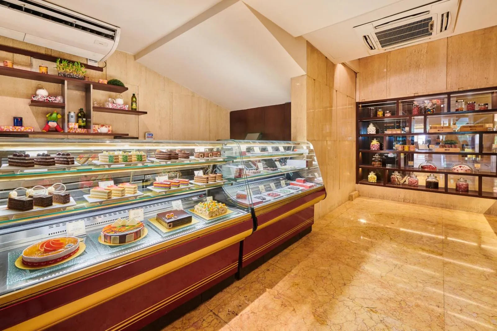 On-site shops in The LaLiT New Delhi