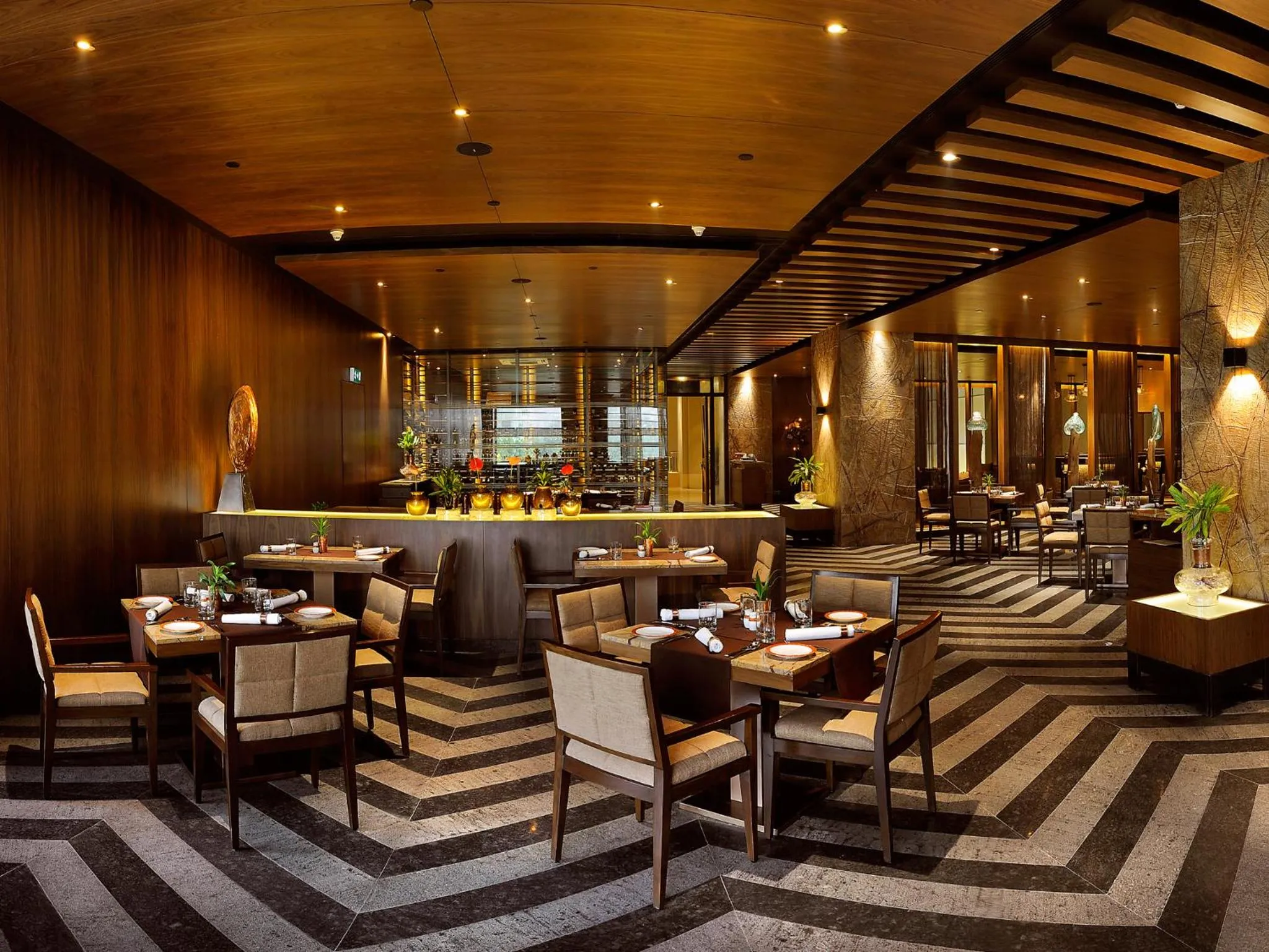 Lounge or bar in The LaLiT New Delhi