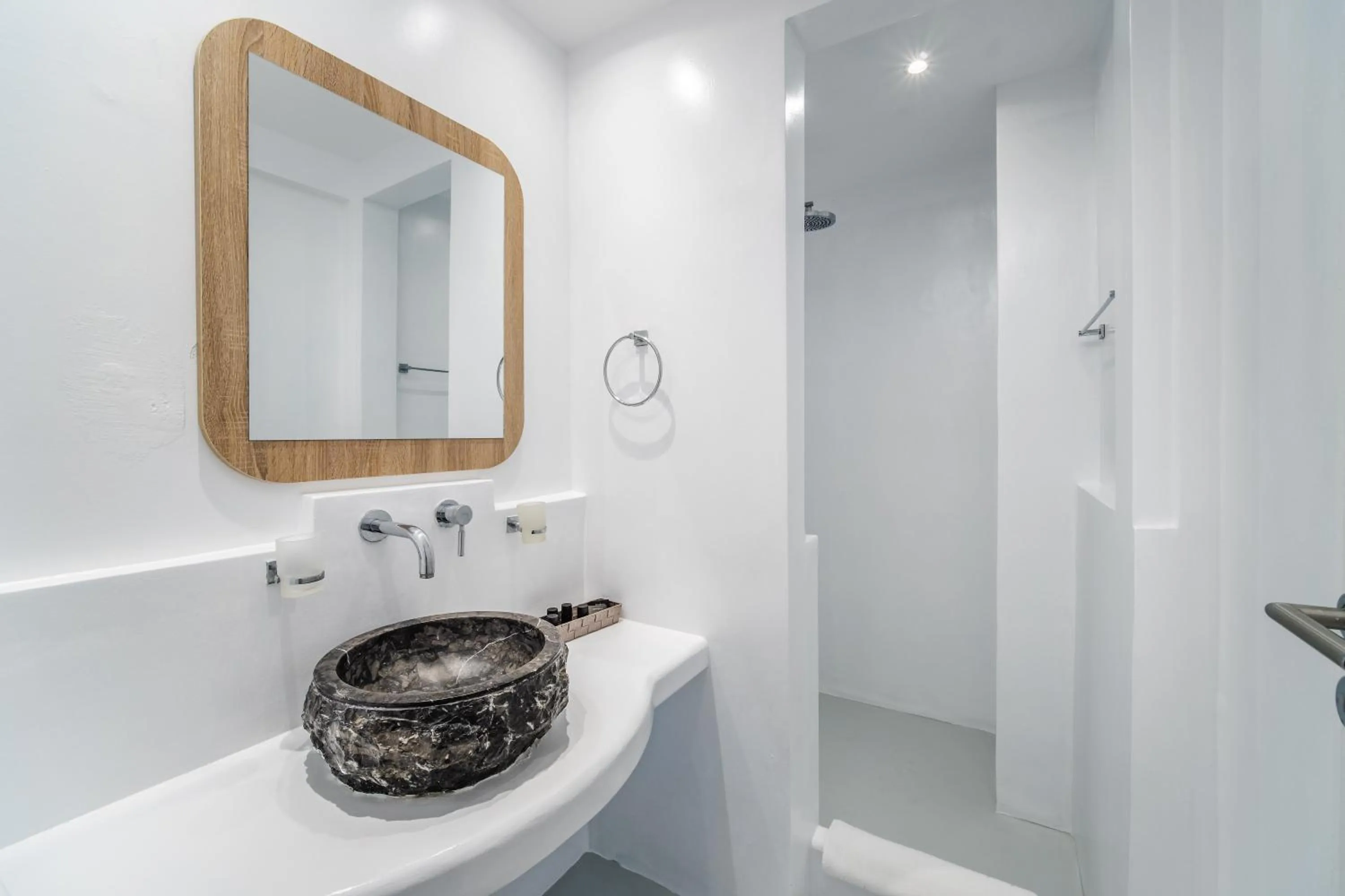 Bathroom in Serenità Luxury Suites
