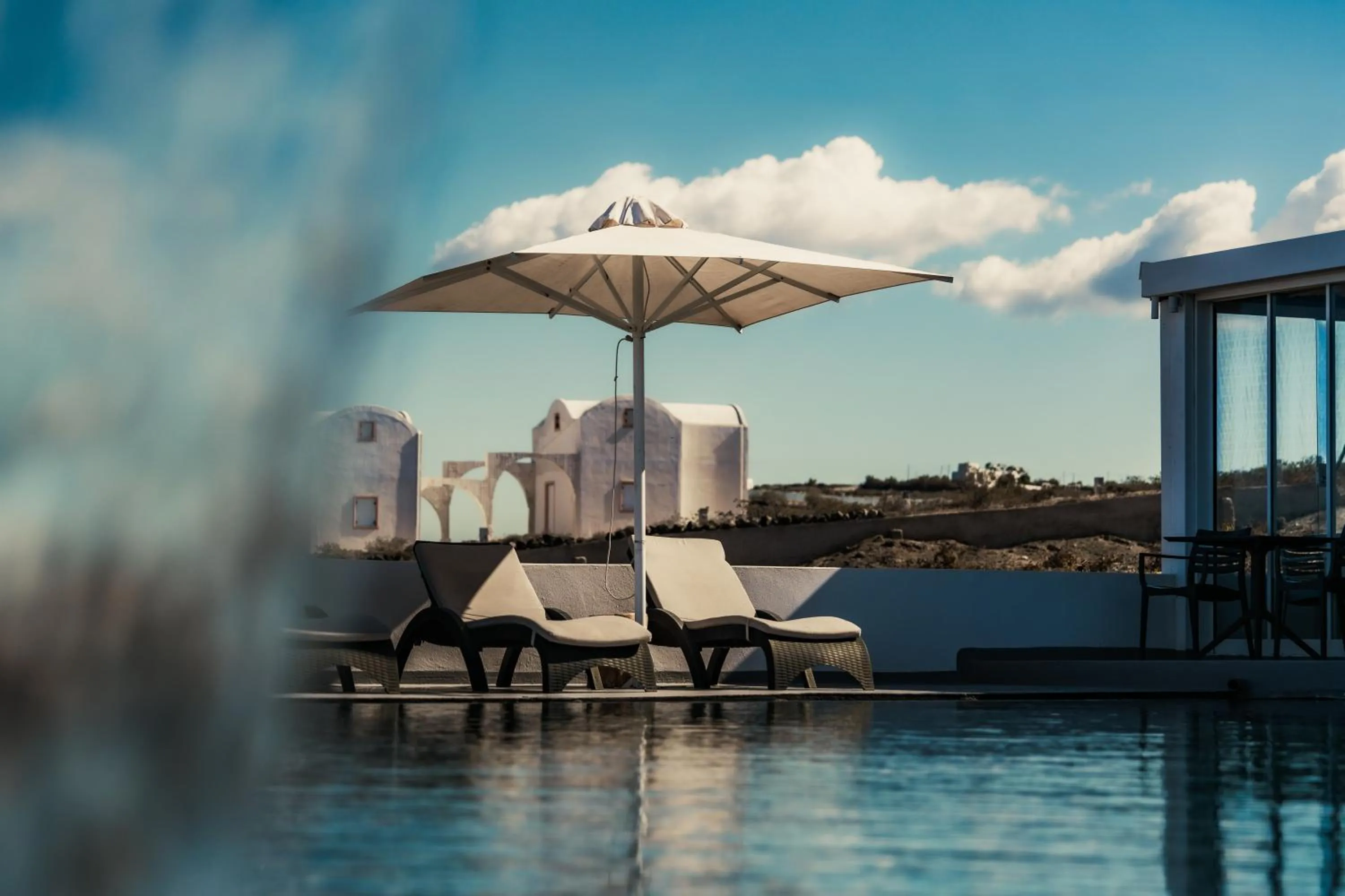 Swimming pool in Serenità Luxury Suites