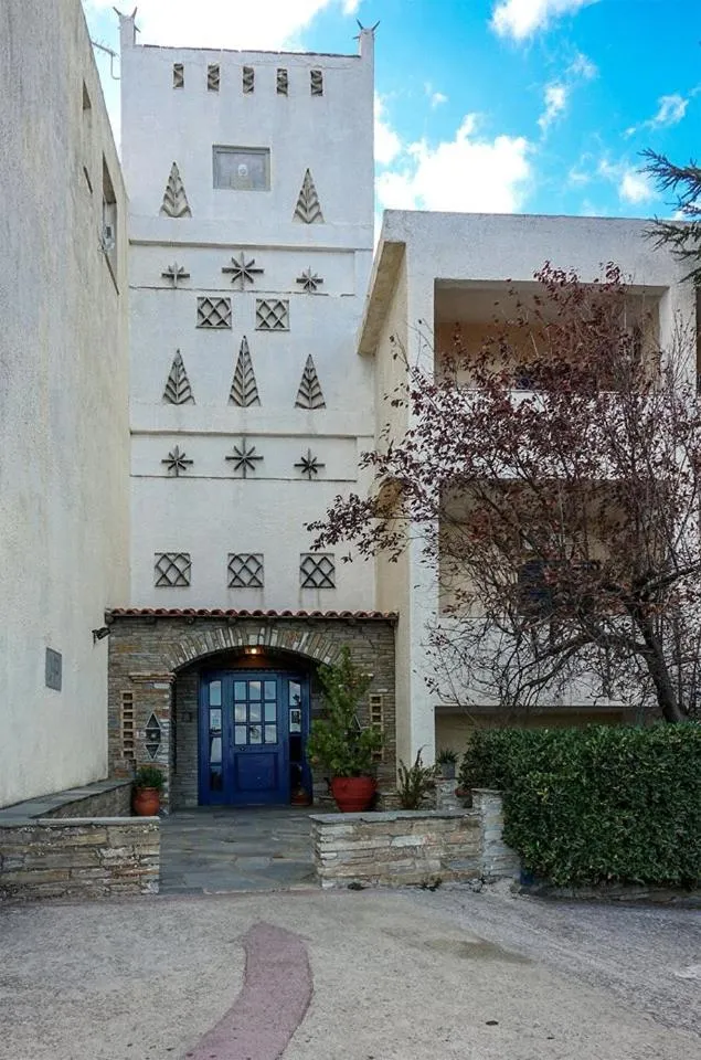 Facade/entrance in Sariza Spring Hotel