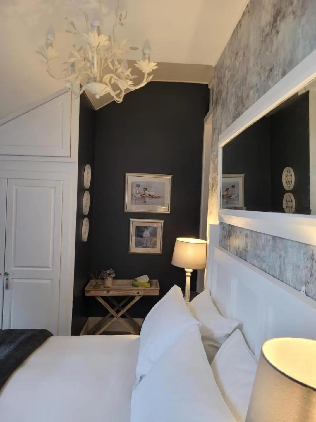 Bedroom, Bed in The Bridges B&B