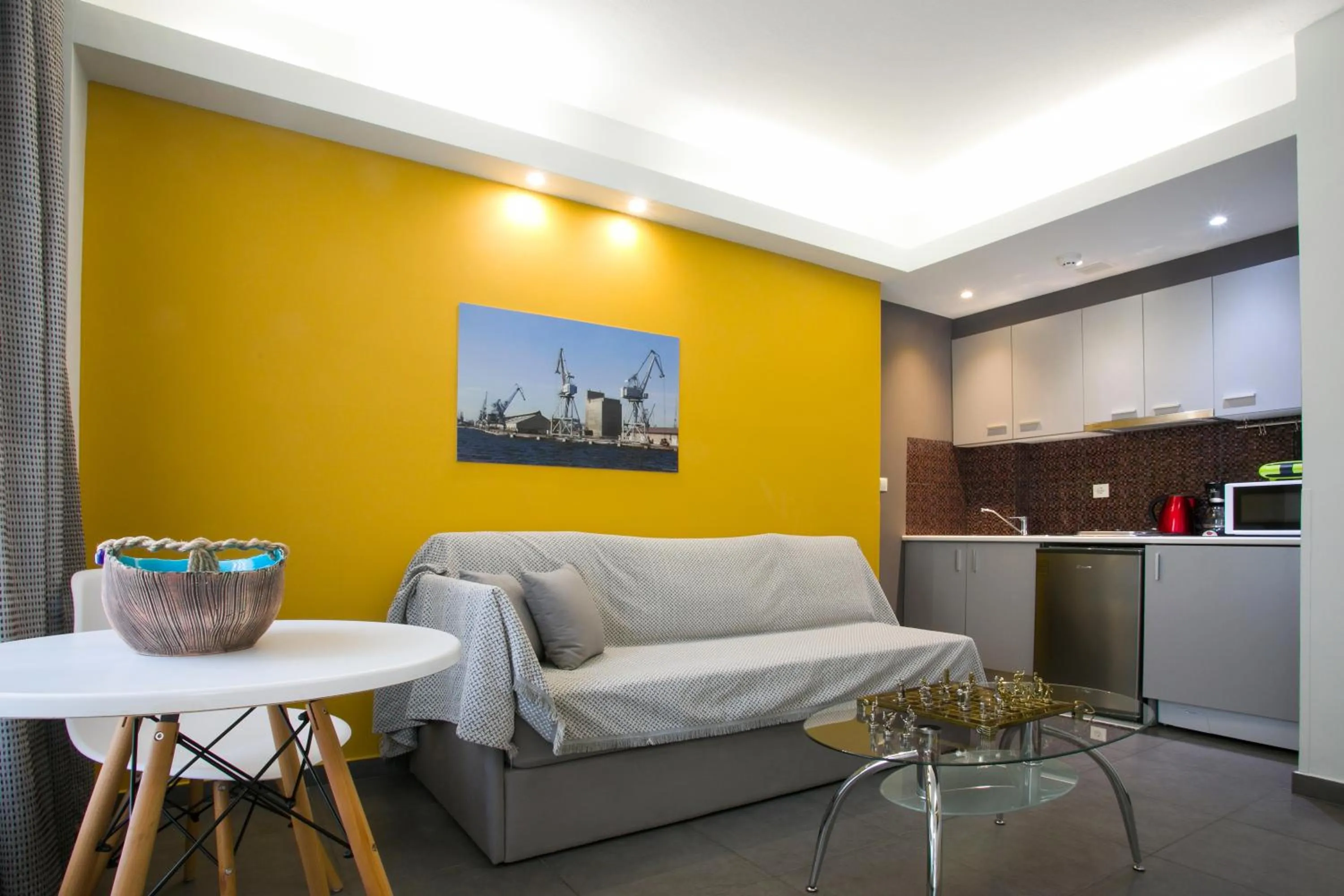 Kitchen or kitchenette in Polis Apartments