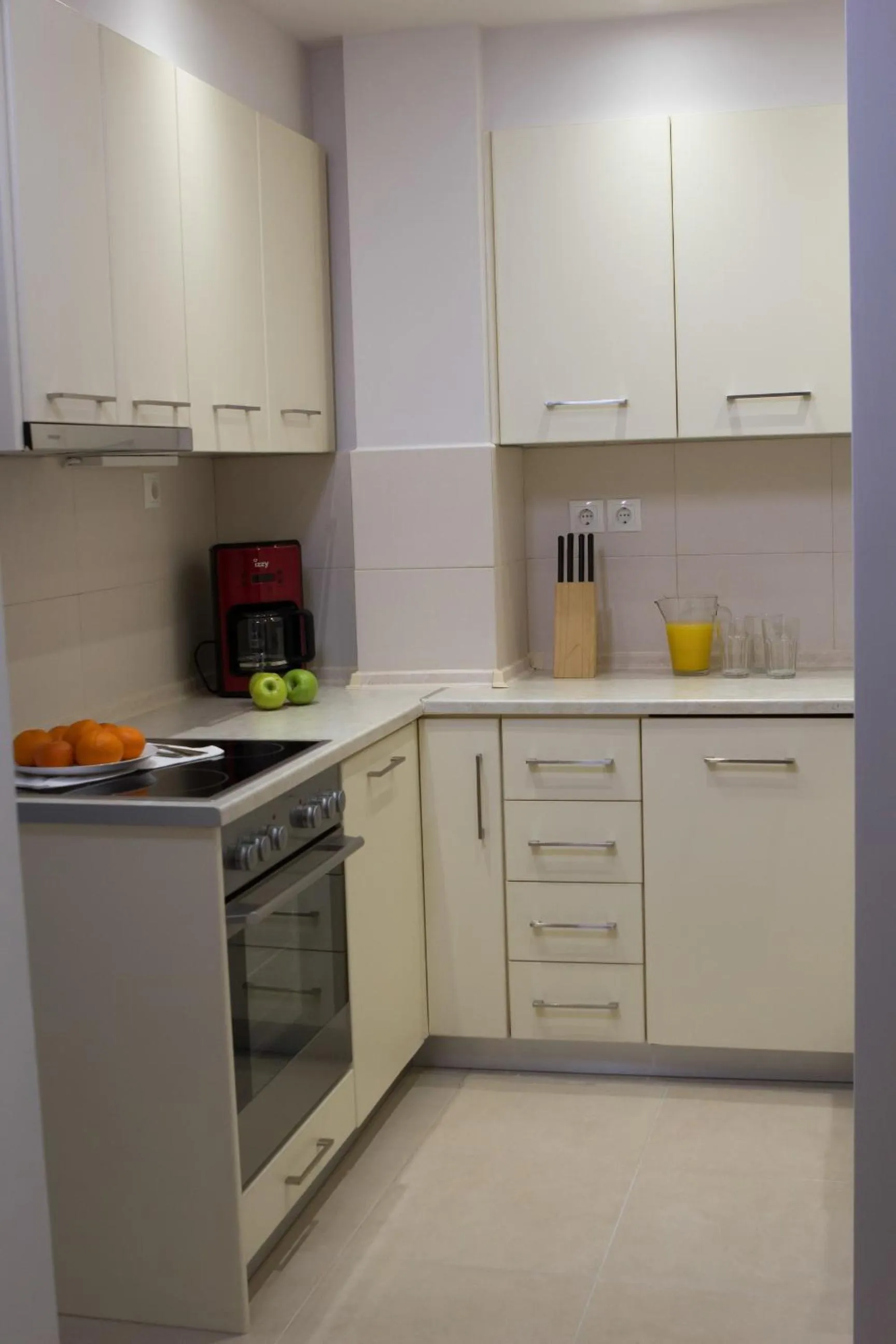 Kitchen or kitchenette in Polis Apartments