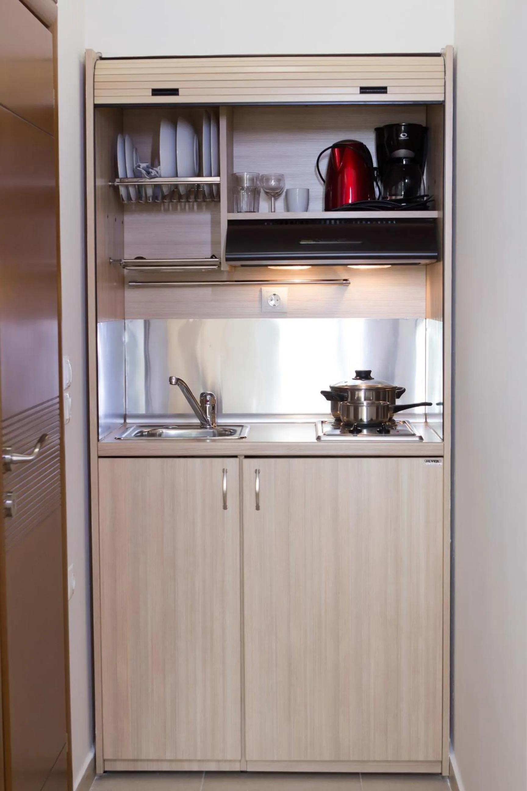 Kitchen or kitchenette in Polis Apartments