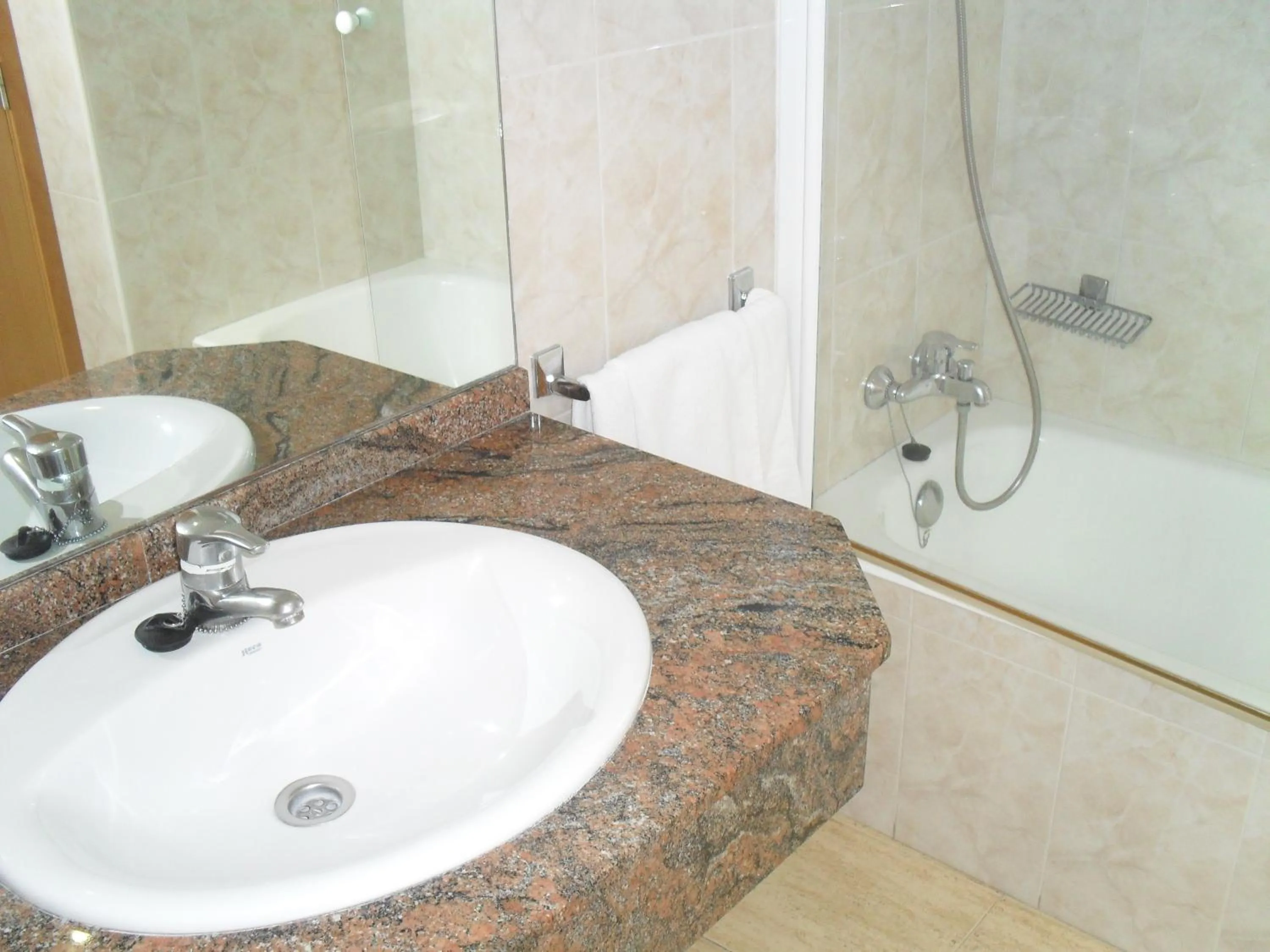 Bathroom in Hotel Tanit