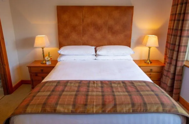 Bed in Lydons Lodge Hotel