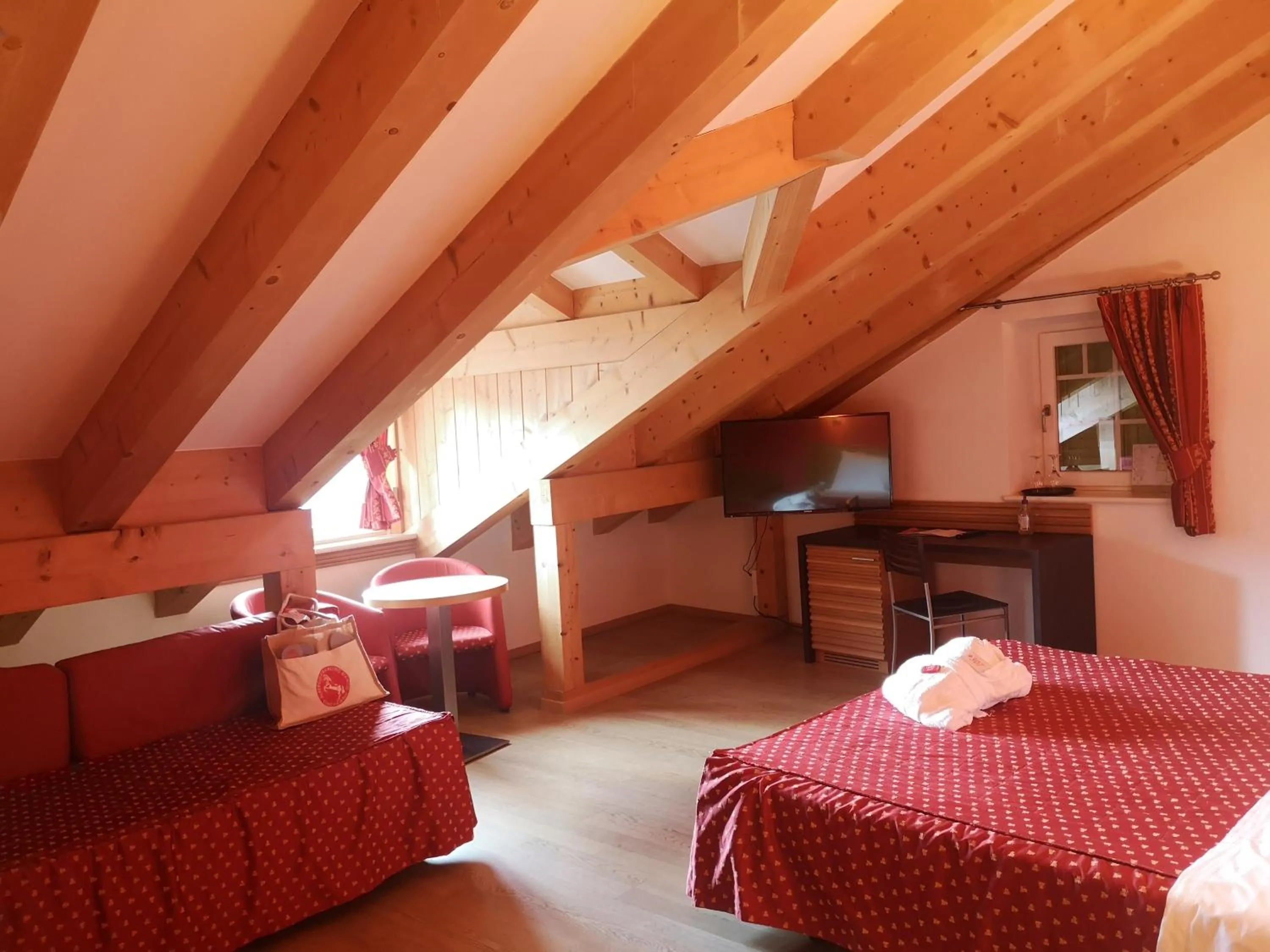 Photo of the whole room in Albergo Cavallino Bianco