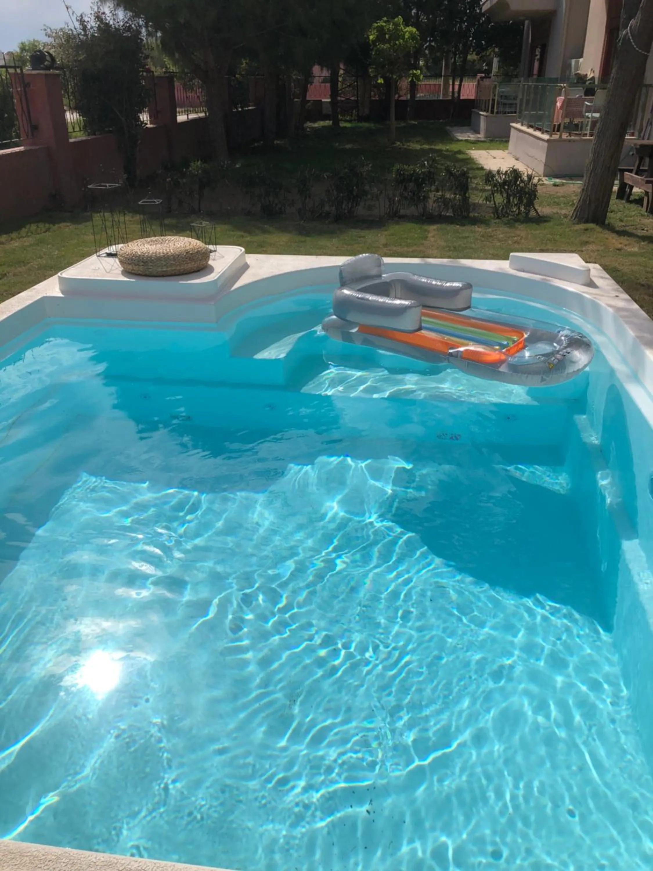 Pool view in VISTA Villa