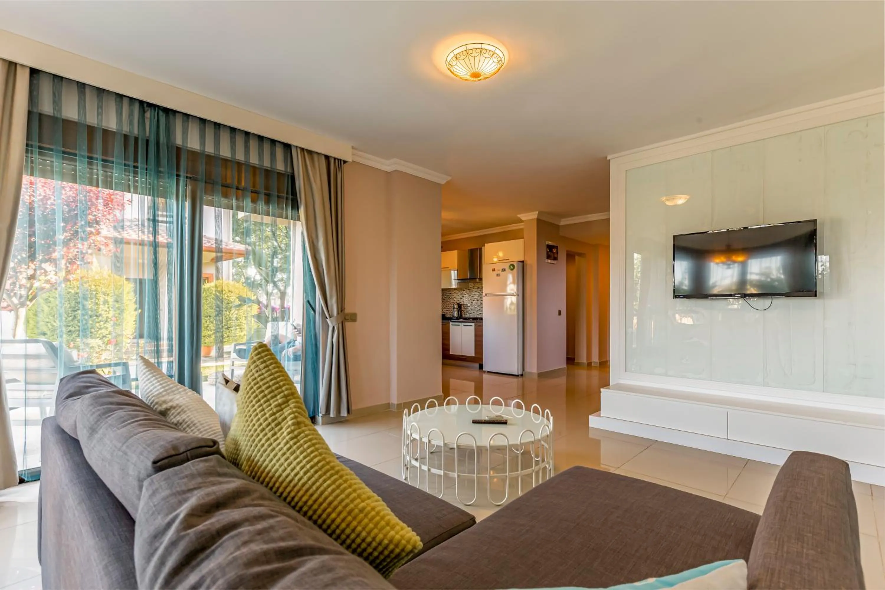 Kitchen or kitchenette in VISTA Villa