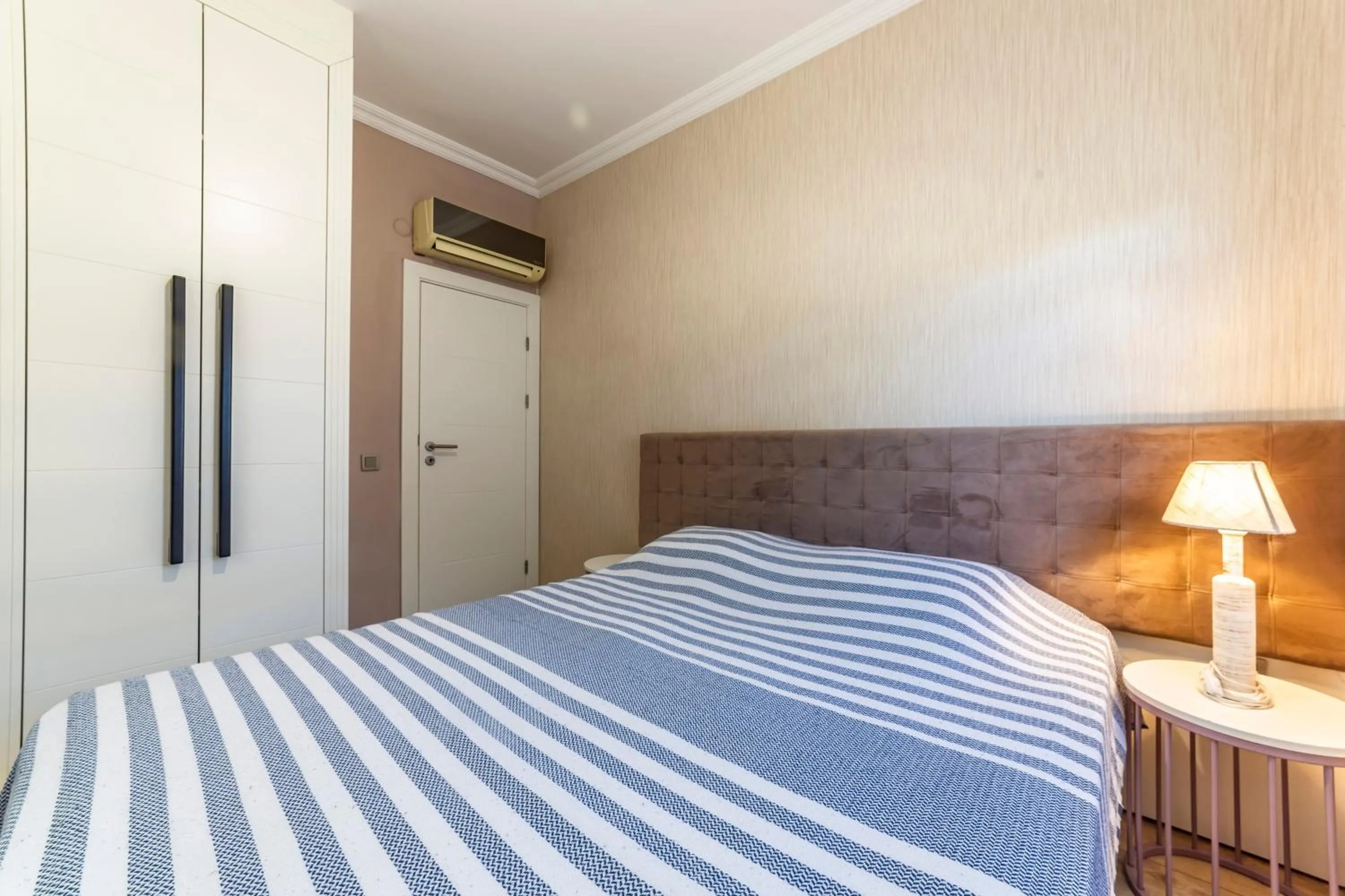 Bedroom, Bed in VISTA Villa