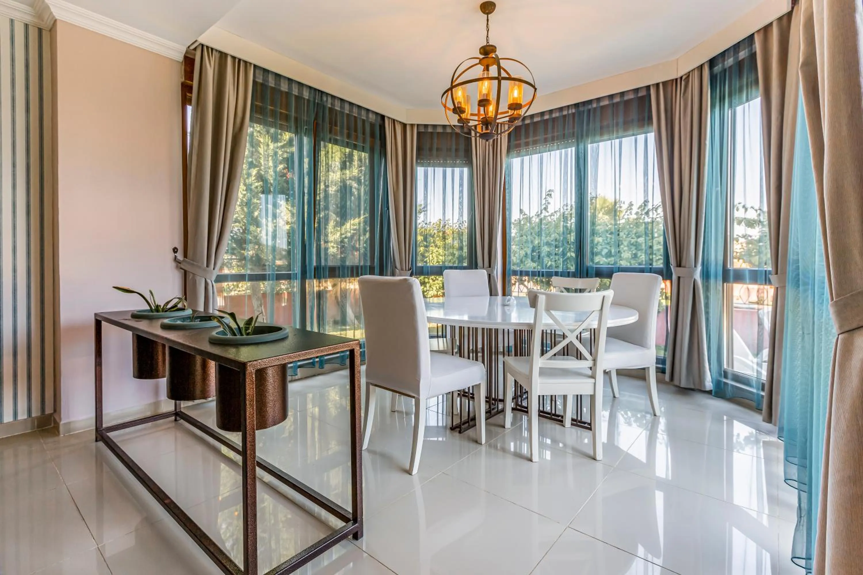 Seating area in VISTA Villa