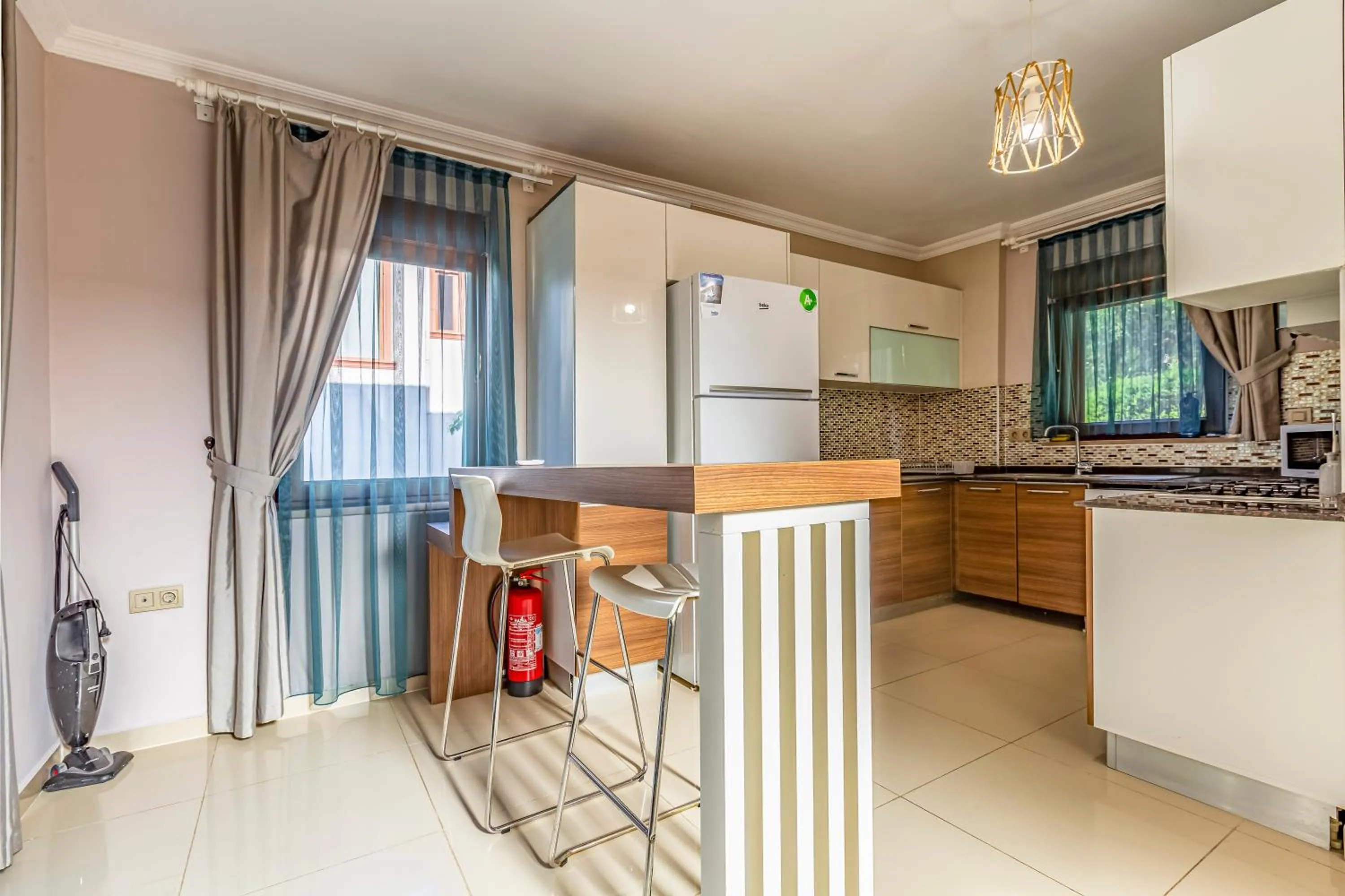 Kitchen or kitchenette in VISTA Villa