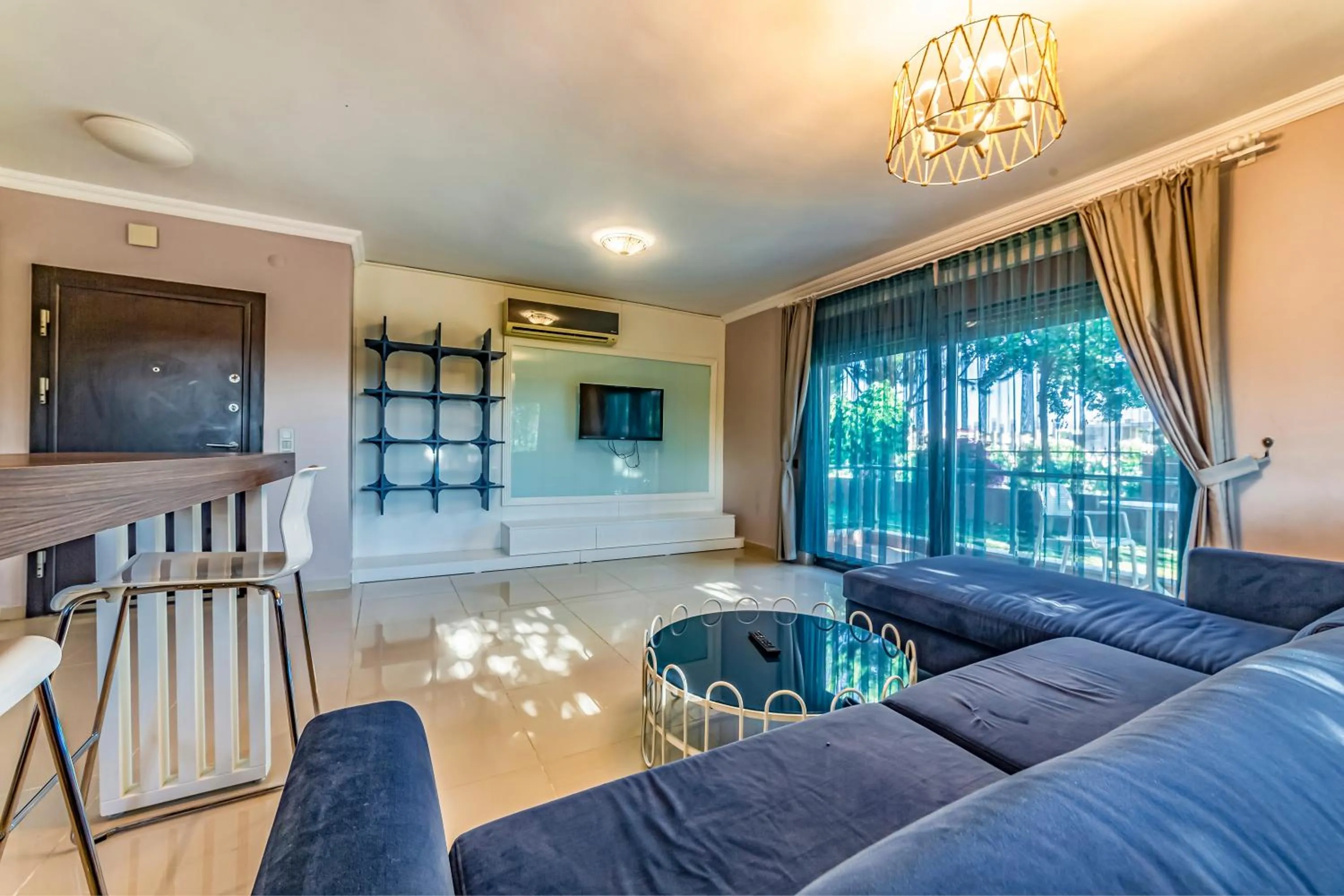 Living room in VISTA Villa