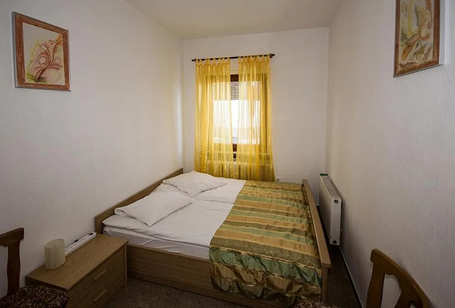 Bed in Hotel & Hostel Drei Bären