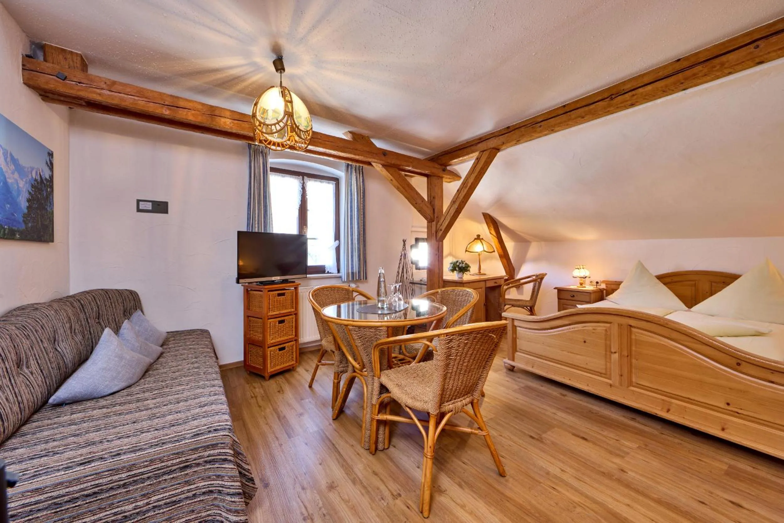 Seating area in Hotel Drei Mohren