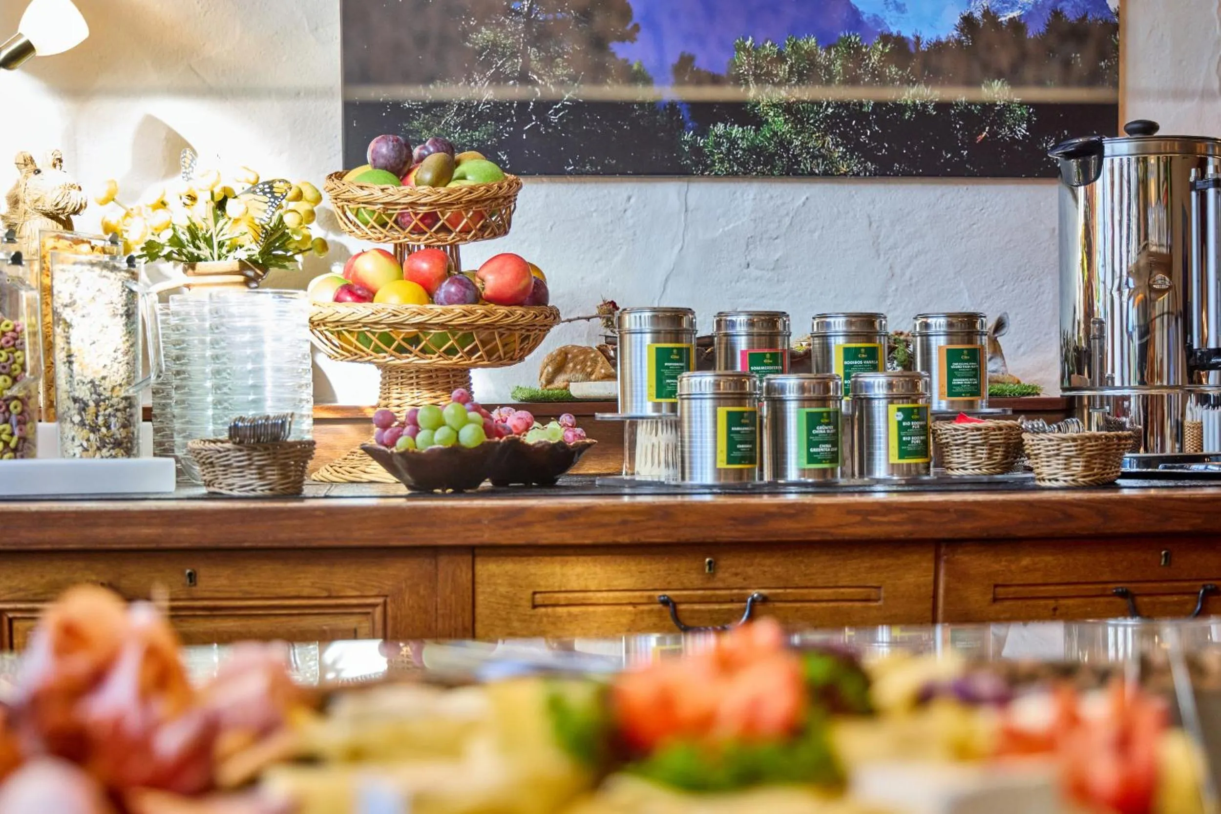 Breakfast in Hotel Drei Mohren