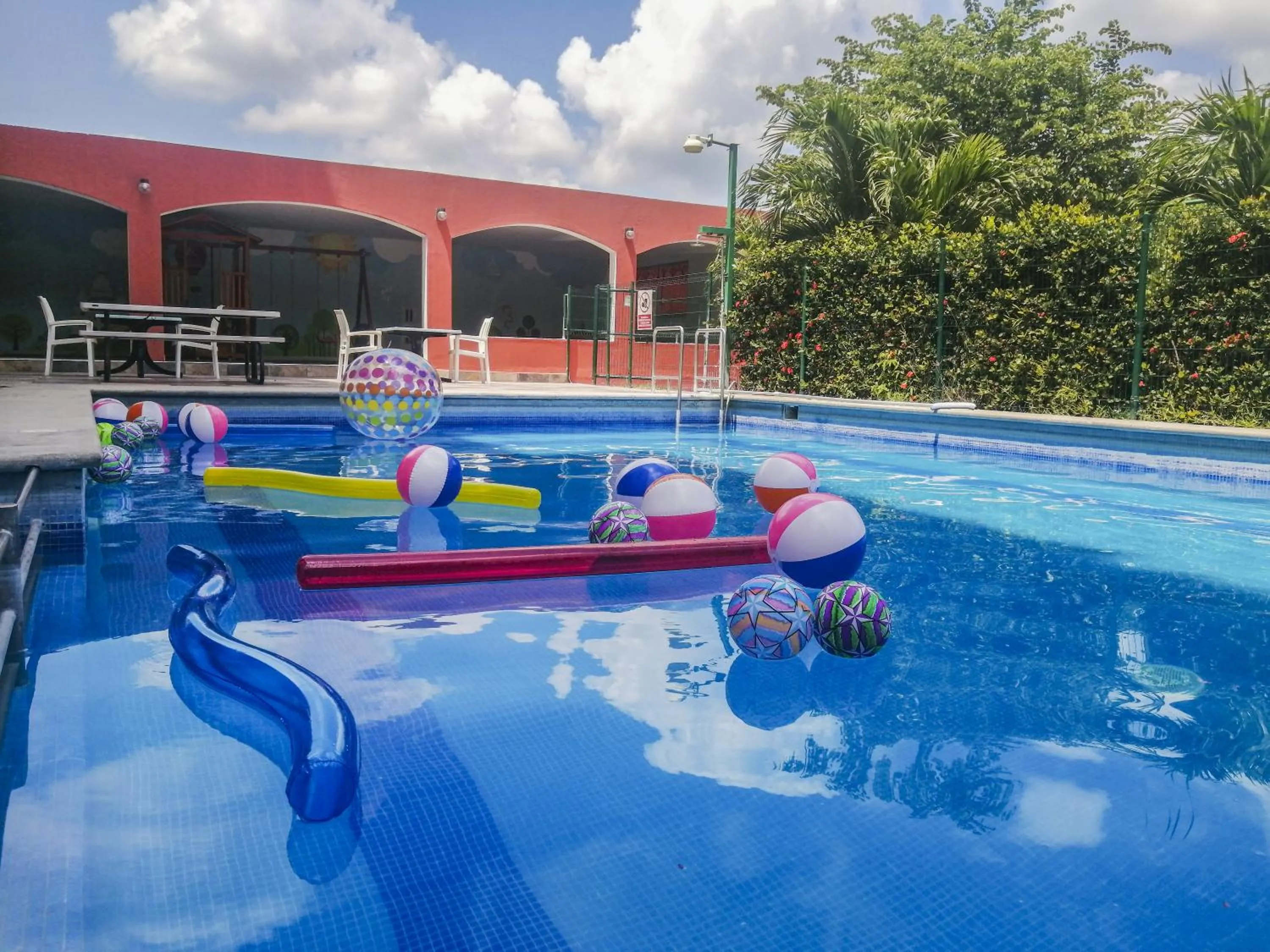 Patio in Paris FC Express