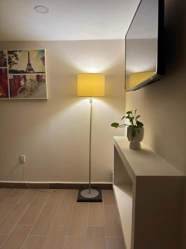 TV and multimedia in Paris FC Express