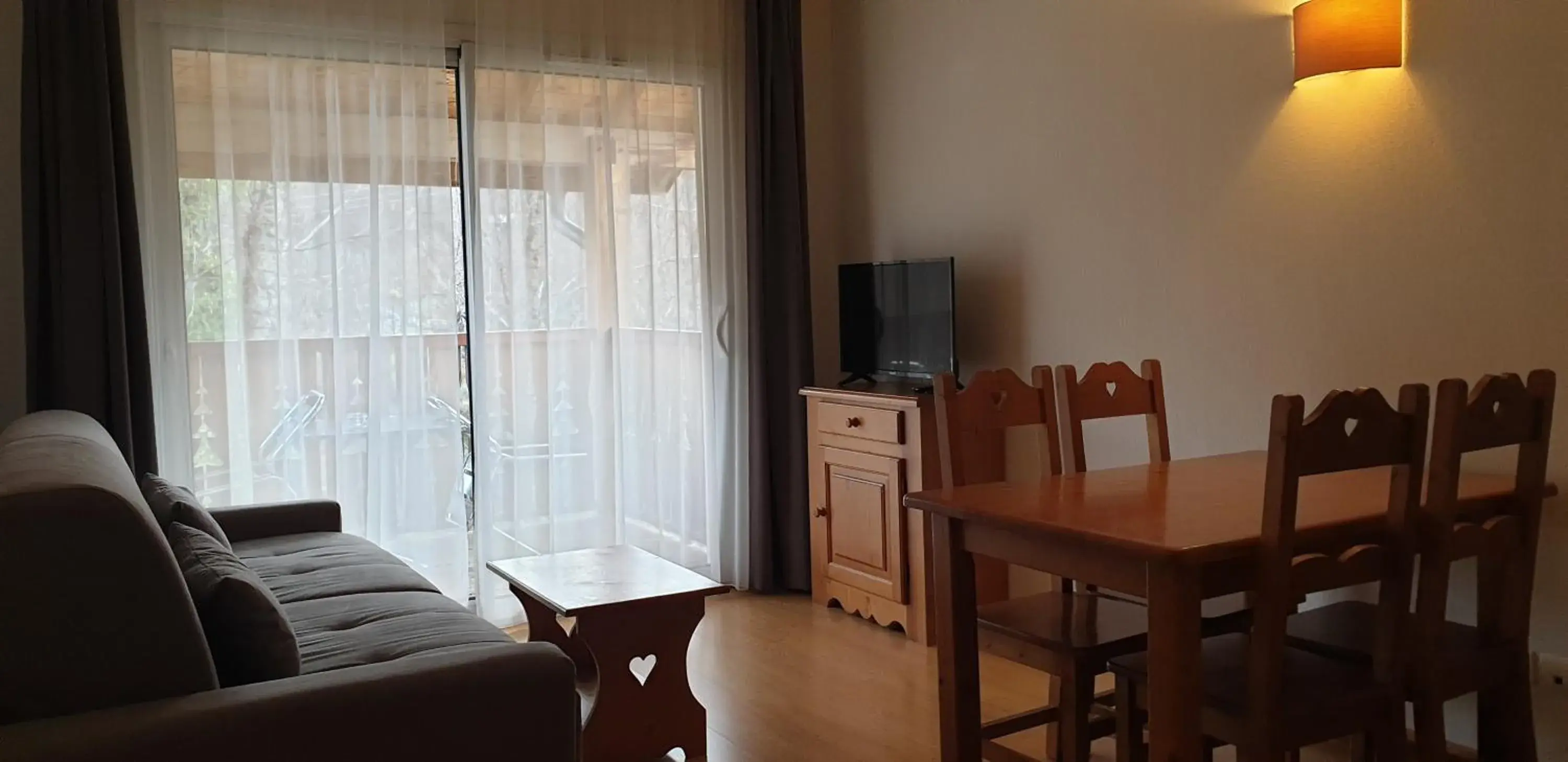 2-Room Apartment (4 Adults) in Vacancéole - Le Domaine de la Vallée d'Ax 2-Room Apartment (4 Adults) in Vacancéole - Le Domaine de la Vallée d'Ax