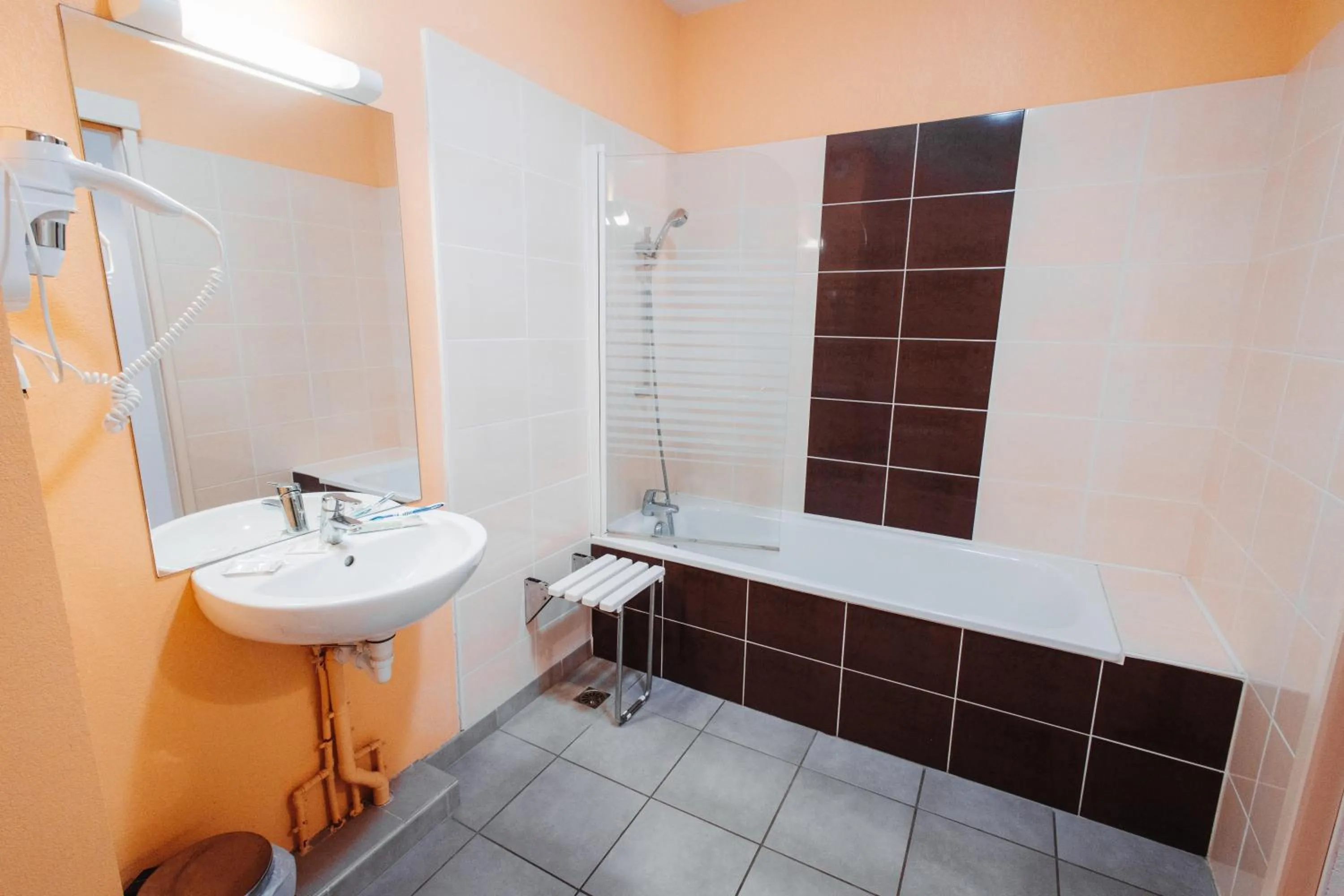 Toilet in Vacancéole - Le Domaine de la Vallée d'Ax