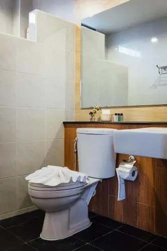 Toilet in Ten Boutique House