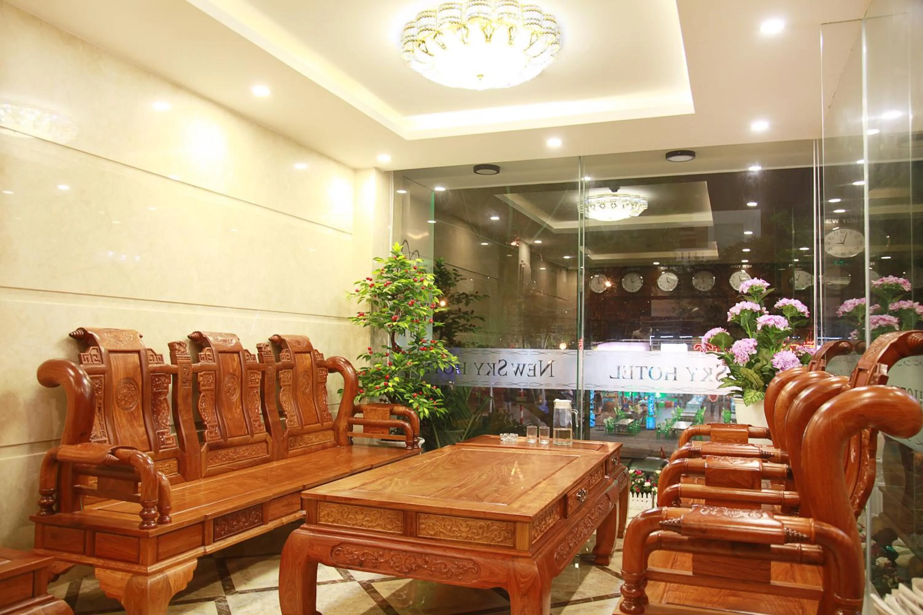 Seating area in New Sky Hotel
