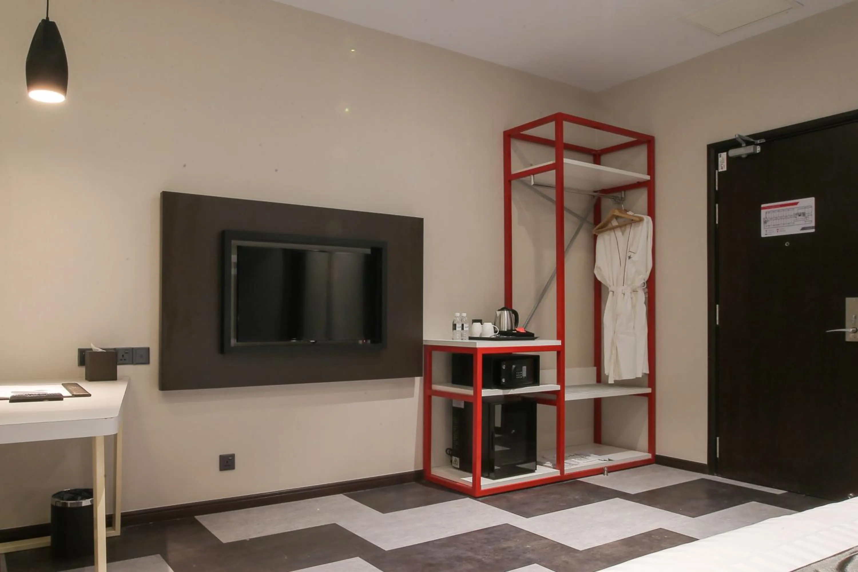 TV and multimedia in Iconic Hotel