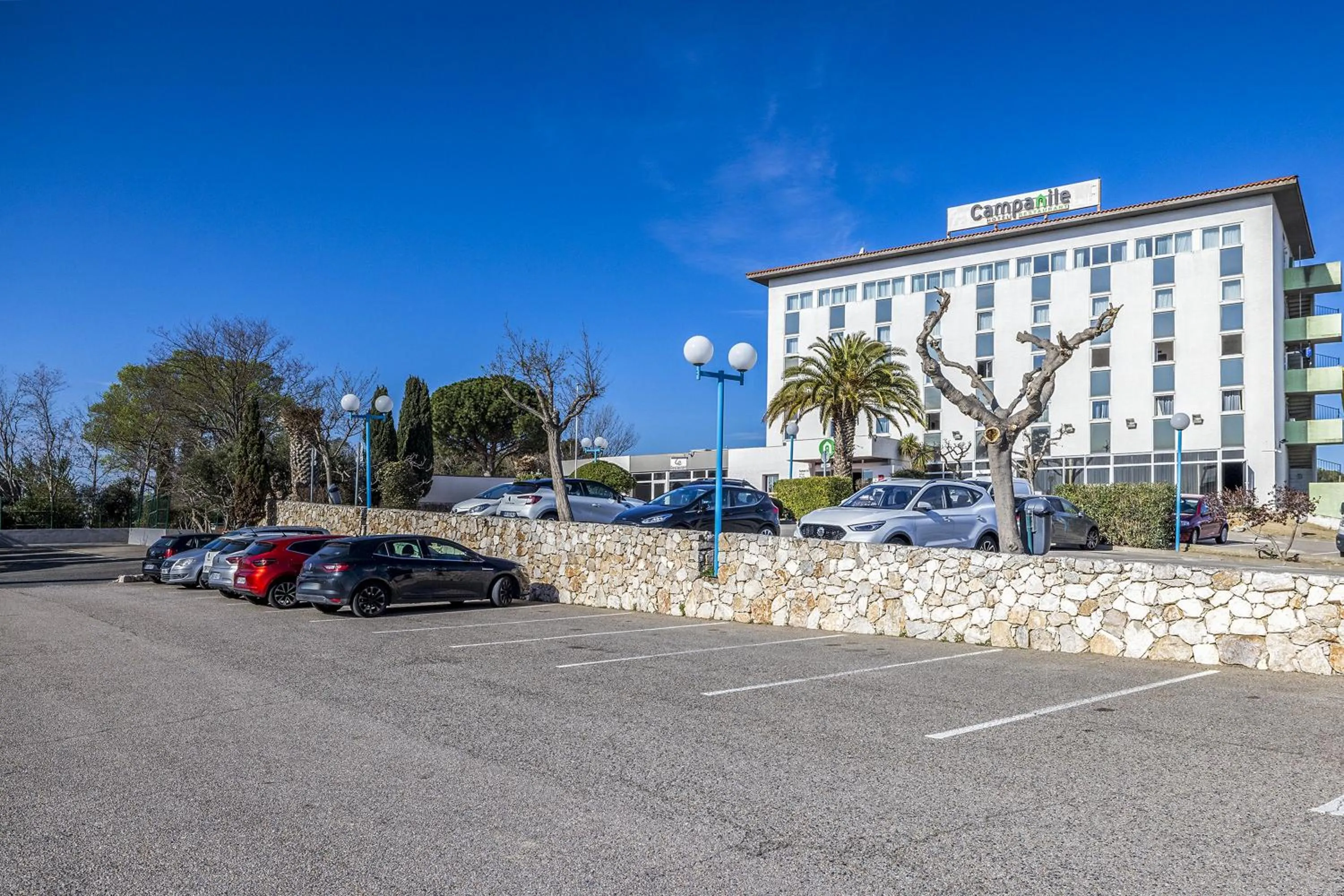 Parking in Campanile Perpignan Nord - Aéroport