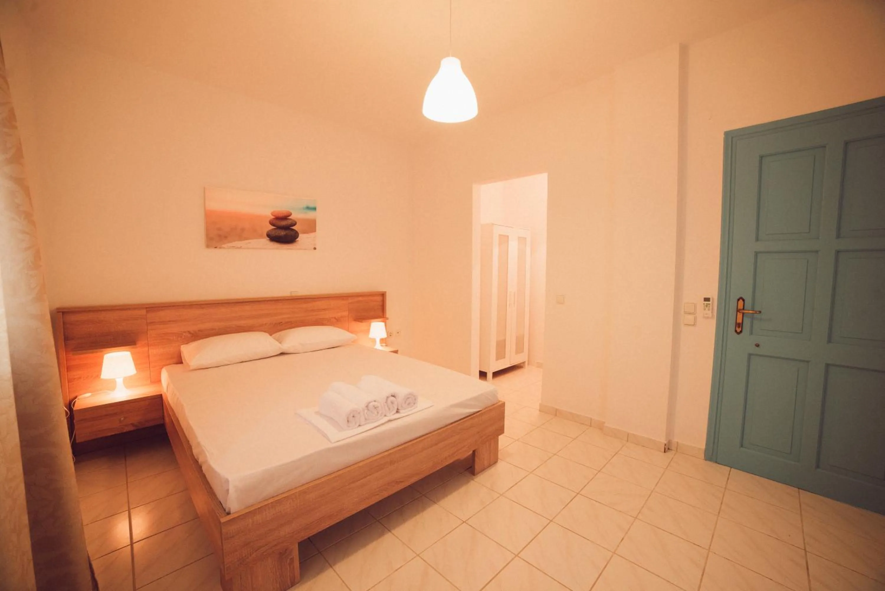 Bed in Nerina Studios Agios Nikitas