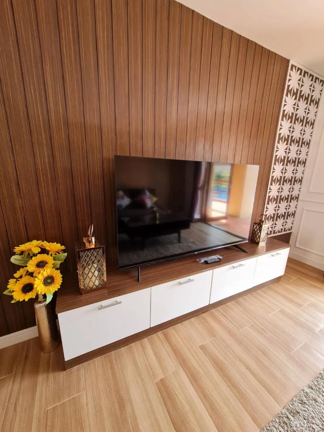 TV and multimedia in Elegancy Resort Hua Hin